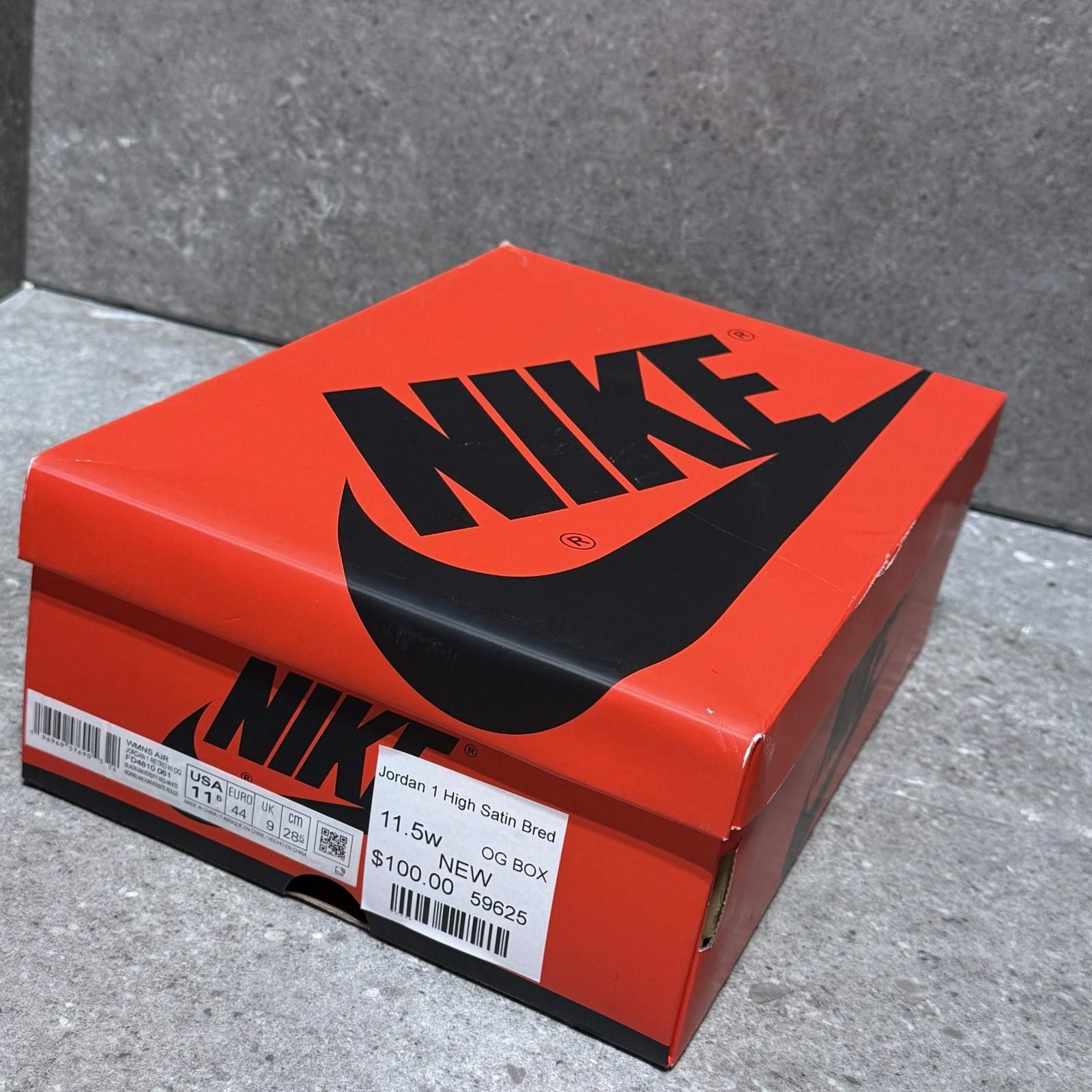 Nike Nike Air Jordan 1 High Satin Bred 11.5W New with Box Size US 11.5 / IT 41.5 - 8 Thumbnail