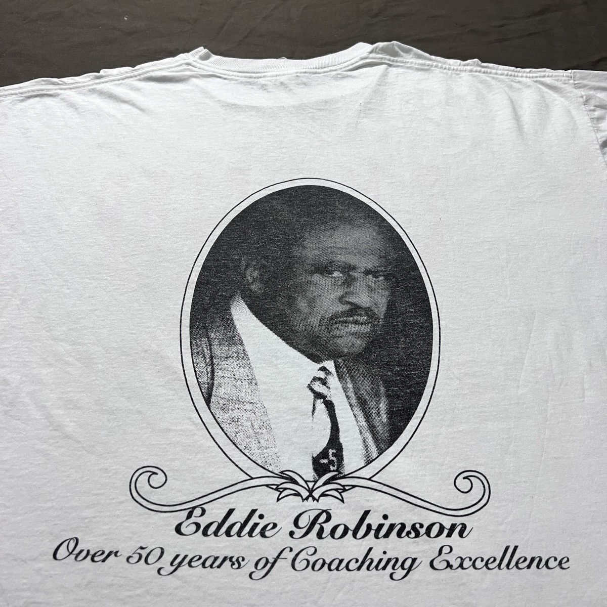 Vintage Vintage 90s Eddie Robinson Oklahoma NFL Promo Tee 2XL BOWL Size US XXL / EU 58 / 5 - 1 Thumbnail