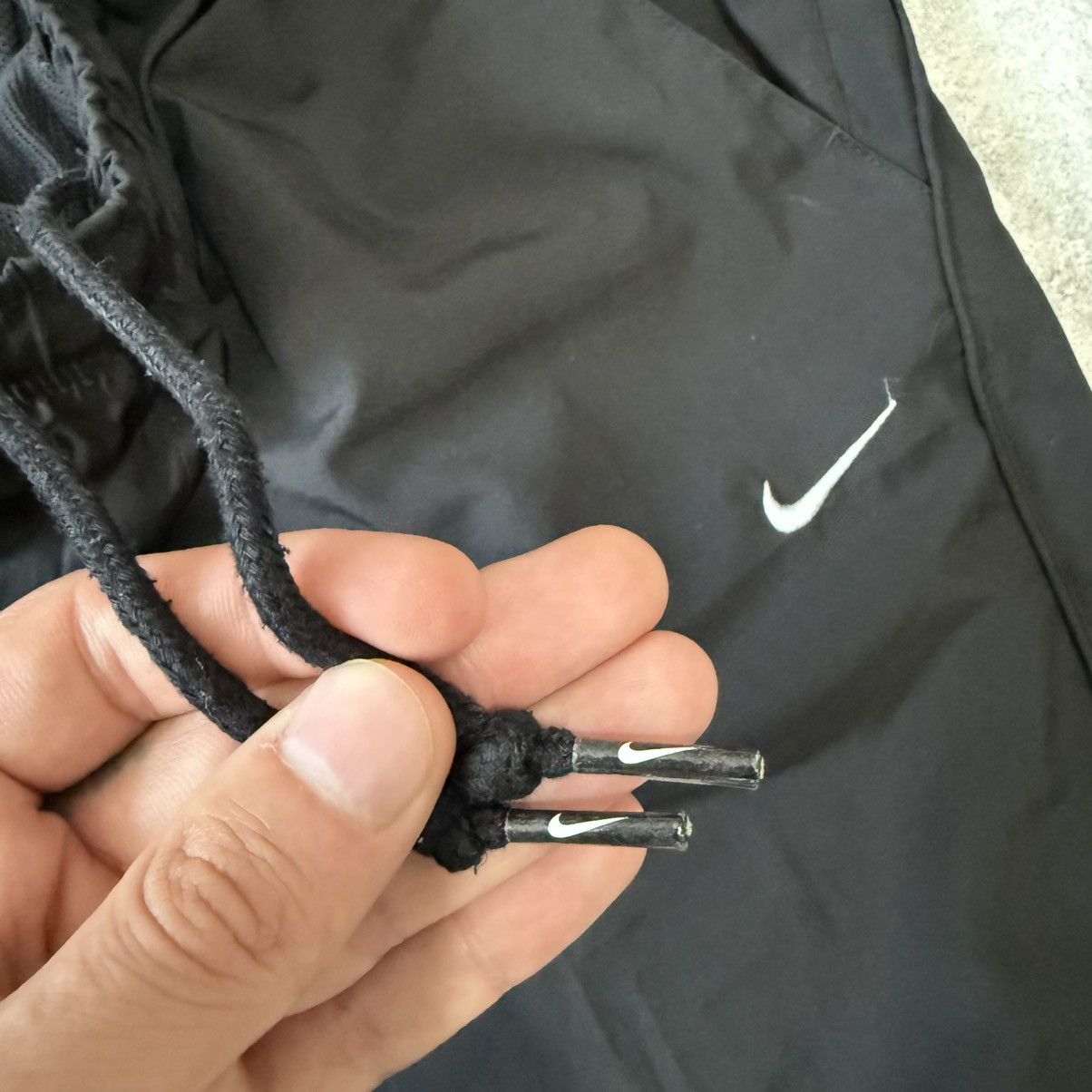 Nike Vintage Nike Nylon Track Pants Y2K Size US 34 / EU 50 - 12 Thumbnail