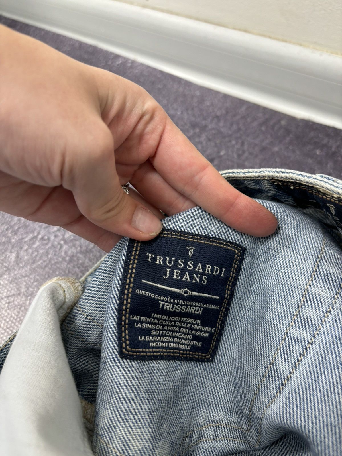 Trussardi Vintage Trussardi Women’s Straight Fit Italian Denim Jeans Size 31" - 18 Thumbnail