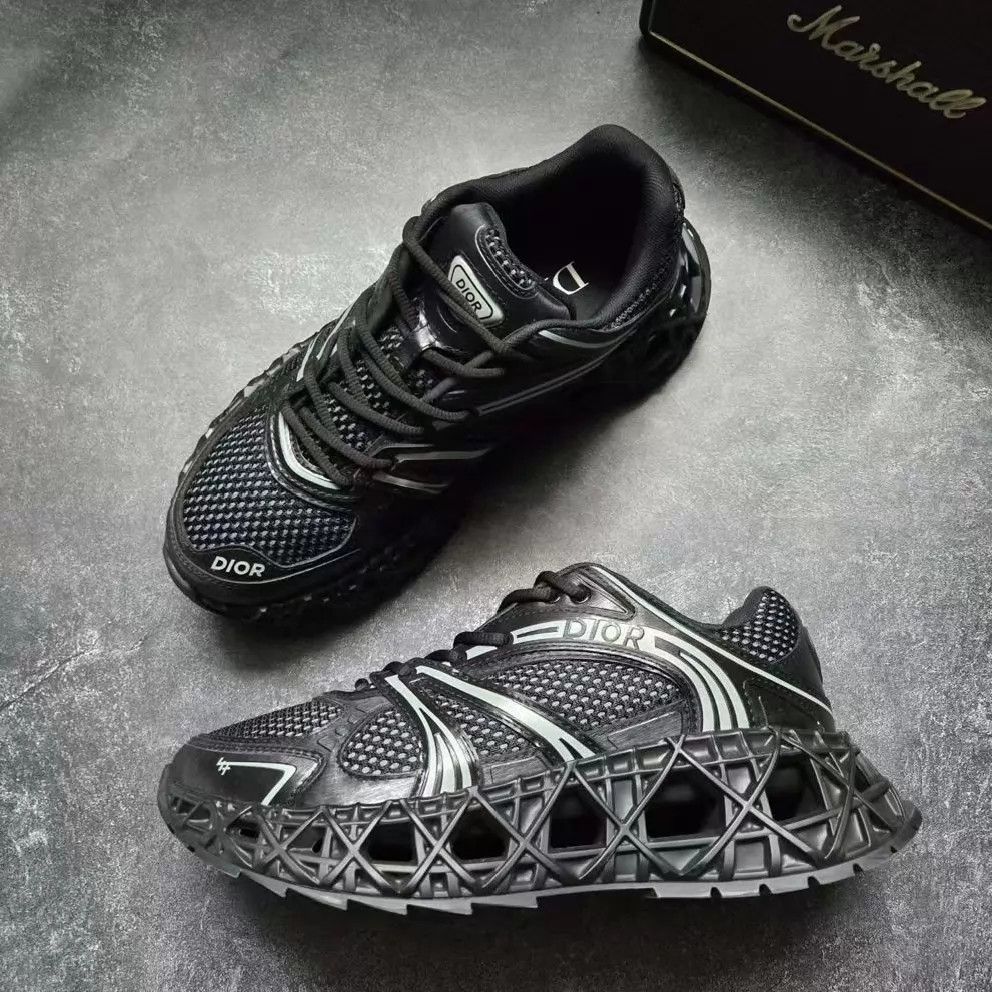 Dior DIOR B35 Black Silver 41 worn once like new Size US 8 / EU 41 - 4 Thumbnail
