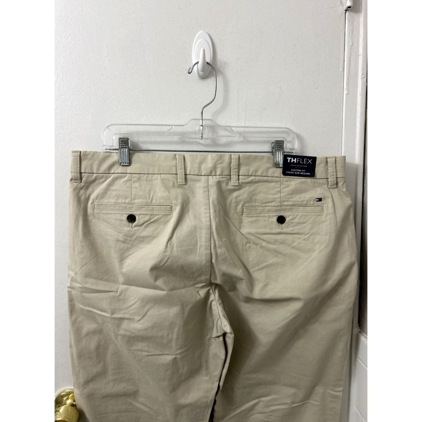 Tommy Hilfiger Tommy Hilfiger Pants Mens 36x30 Tan Chino Khaki THFlex Custom Fit NWT 0 MSRP Size US 36 / EU 52 - 2 Thumbnail