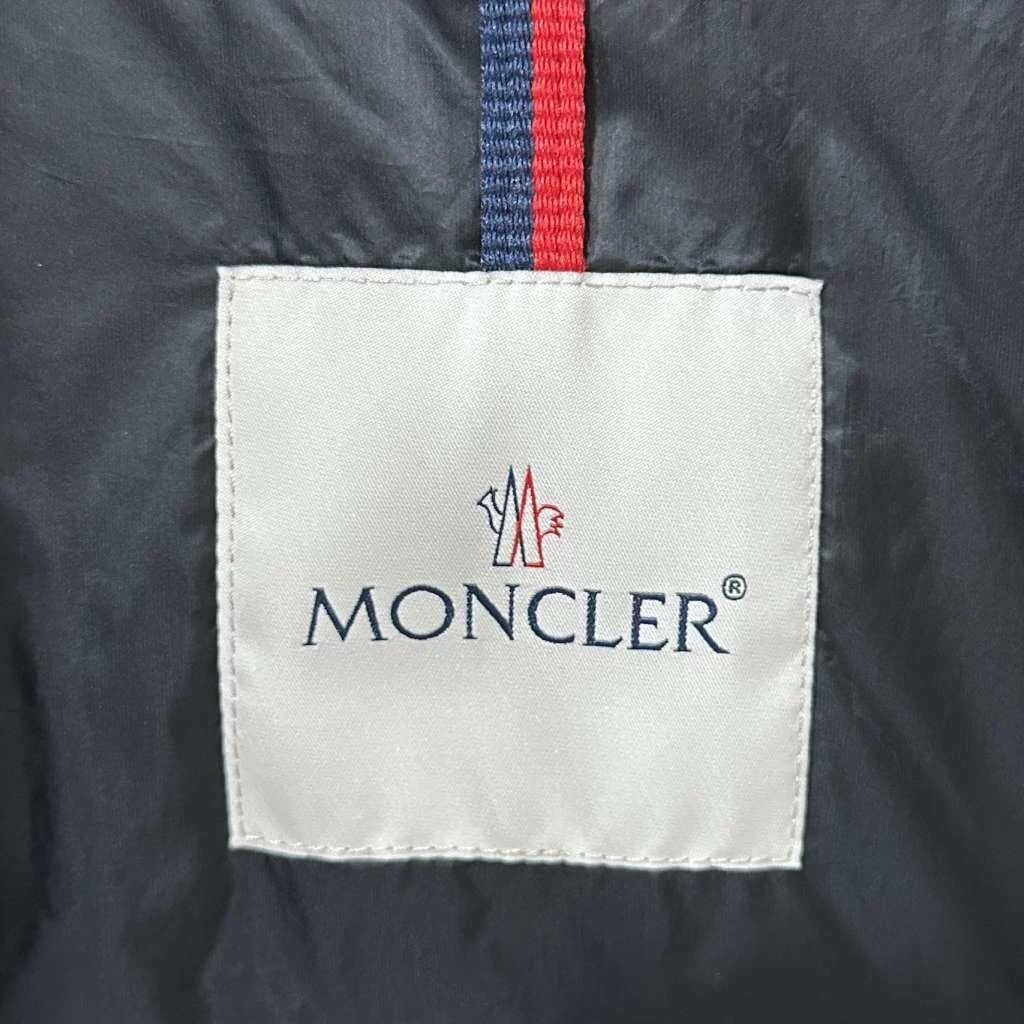 Moncler Moncler matte oversized armband puffer size 6 Size US XXL / EU 58 / 5 - 5 Thumbnail