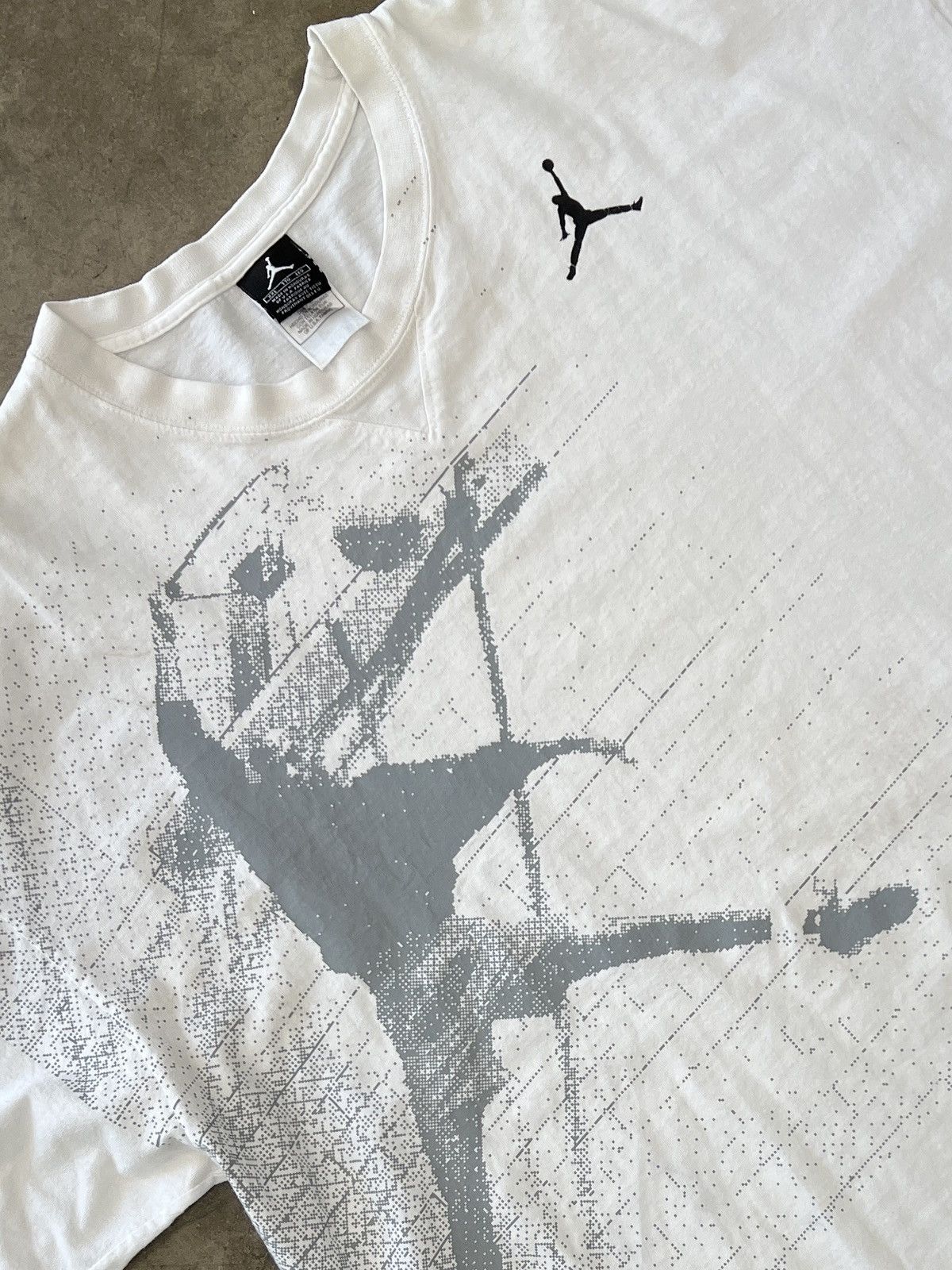 Jordan Brand Vintage Y2K AOP Michael Jordan Basketball Graphic Tee XXL Size US XXL / EU 58 / 5 - 1 Thumbnail