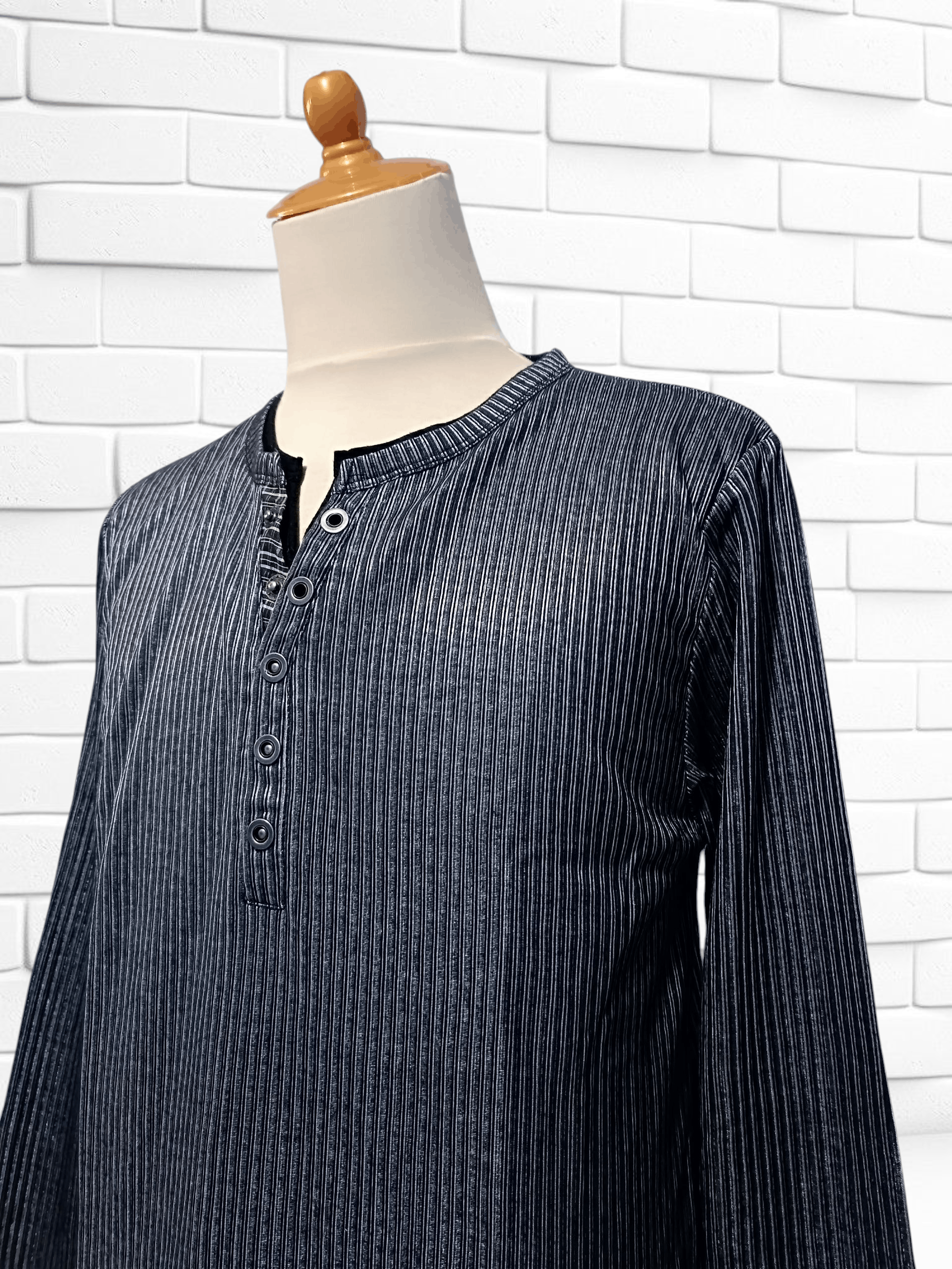 Japanese Brand Vintage Long Sleeve Double Layer Opium Gothic Silver Size US M / EU 48-50 / 2 - 3 Thumbnail