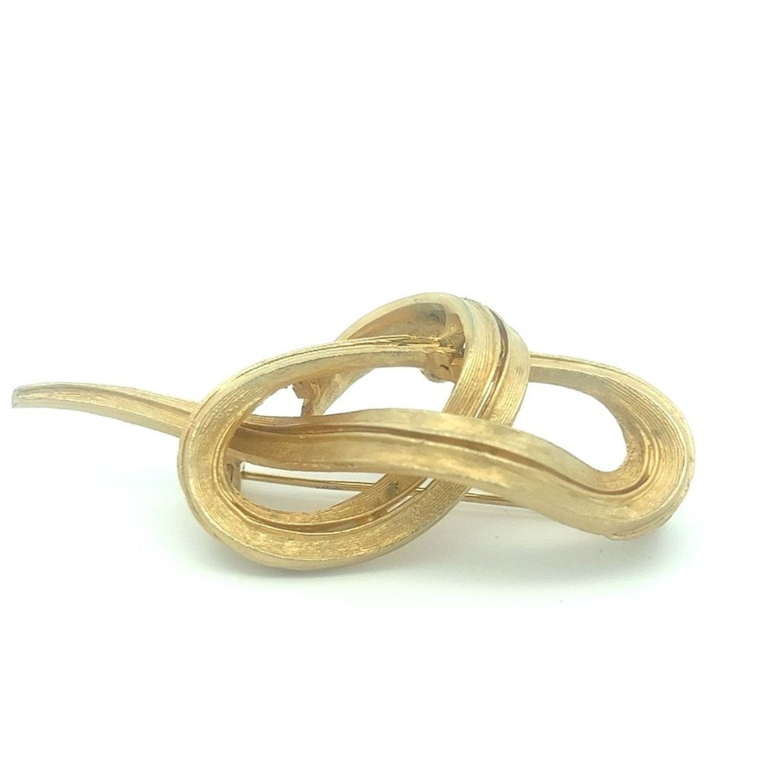 & Other Stories Vintage Signed - Coro - Goldtone Love Knot Design Brooch Pin Size ONE SIZE - 4 Thumbnail