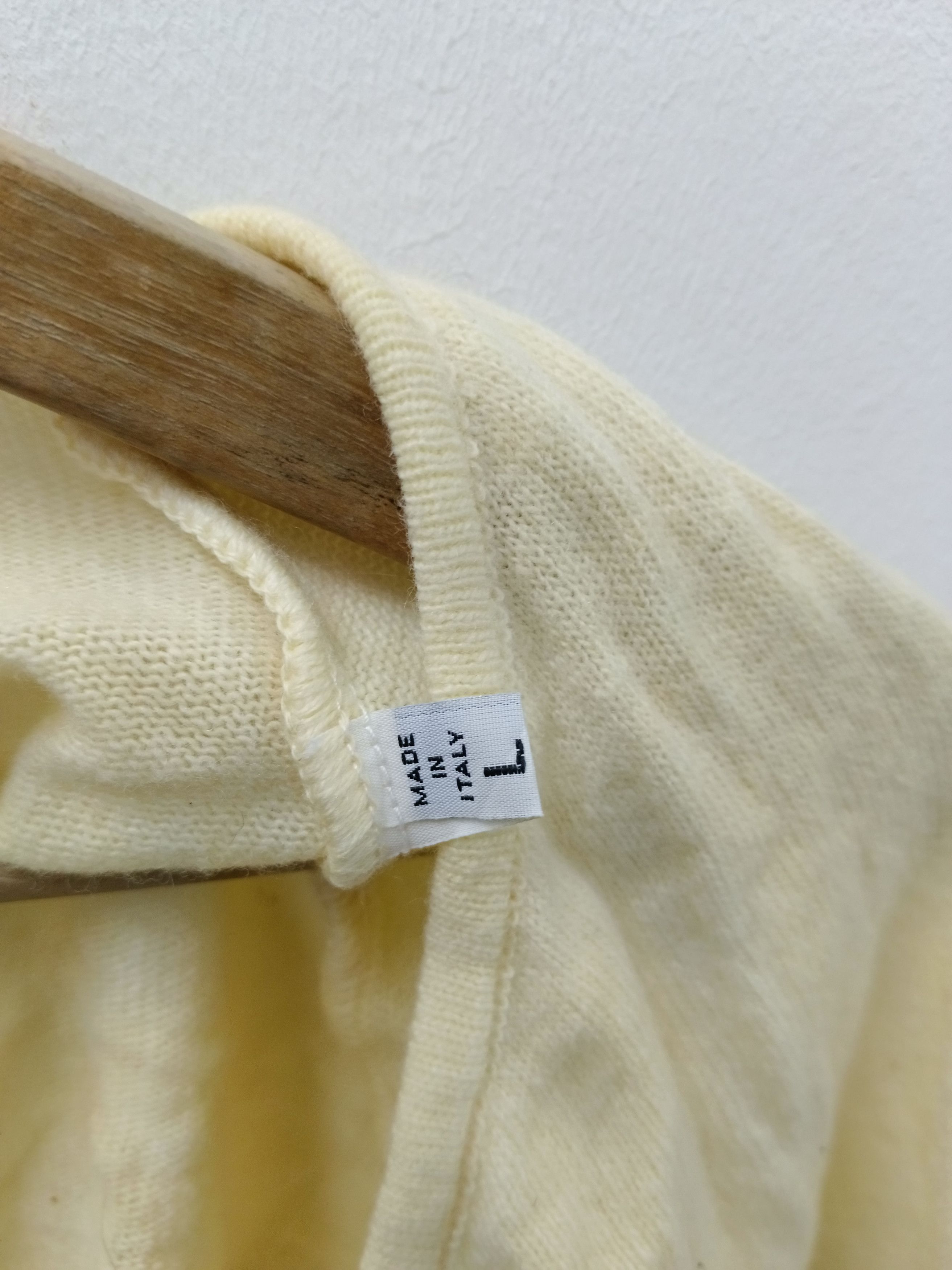 Maison Margiela DiSTRESSED Maison Margiela Ultra-Cropped Shrug Arm Warmer(L) Size L / US 10 / IT 46 - 5 Thumbnail