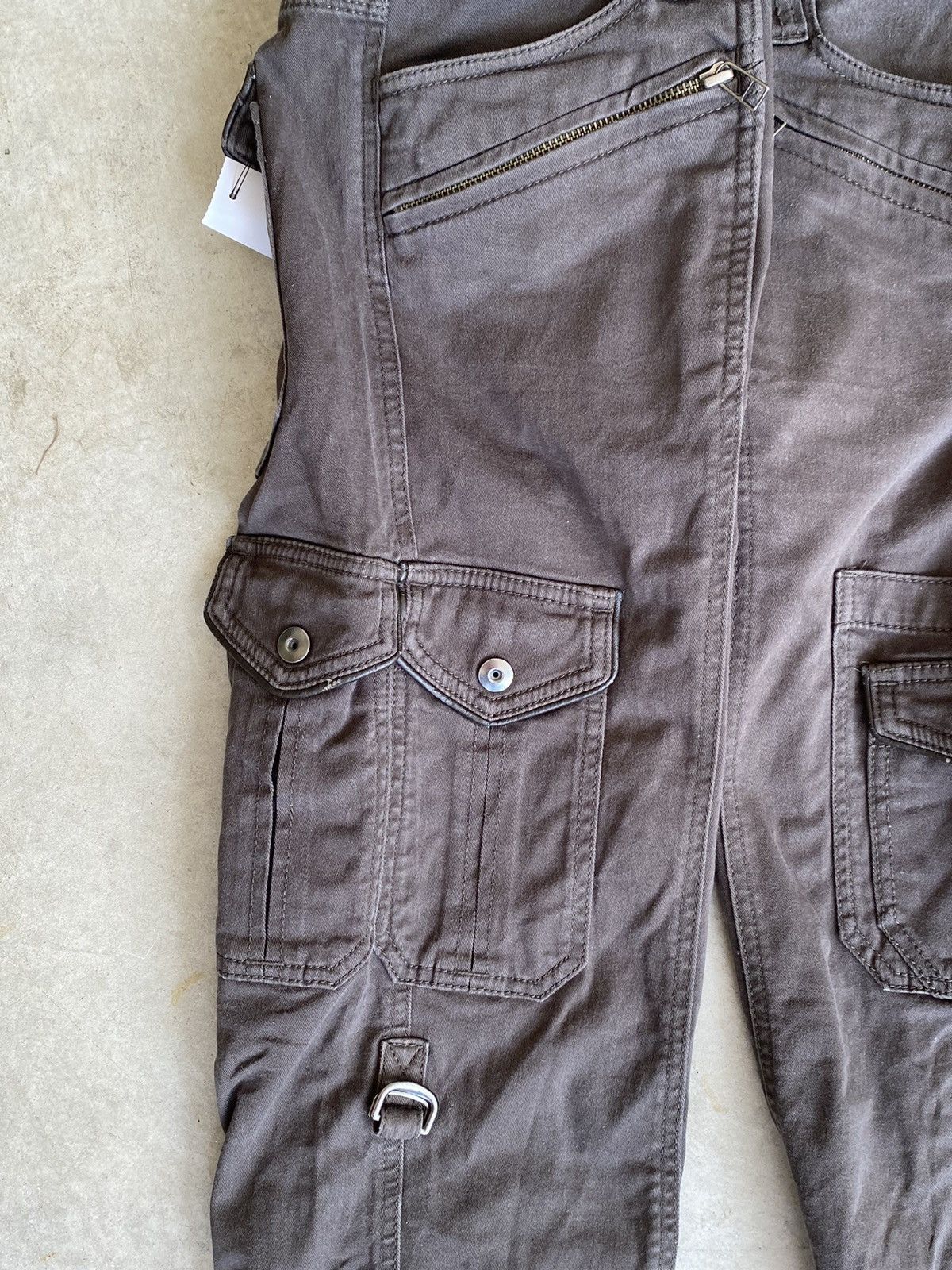 HIDEAWAYS Hideaways Nicole Japan Multi Pocket Cargo Flare Pants Size US 33 - 11 Thumbnail