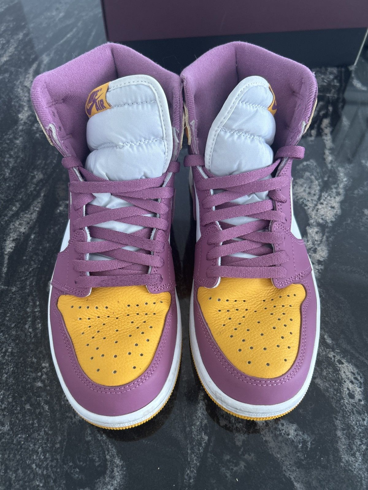 Jordan Brand Jordan retro 1 OG Brotherhood Size US 9 / EU 42 - 3 Thumbnail