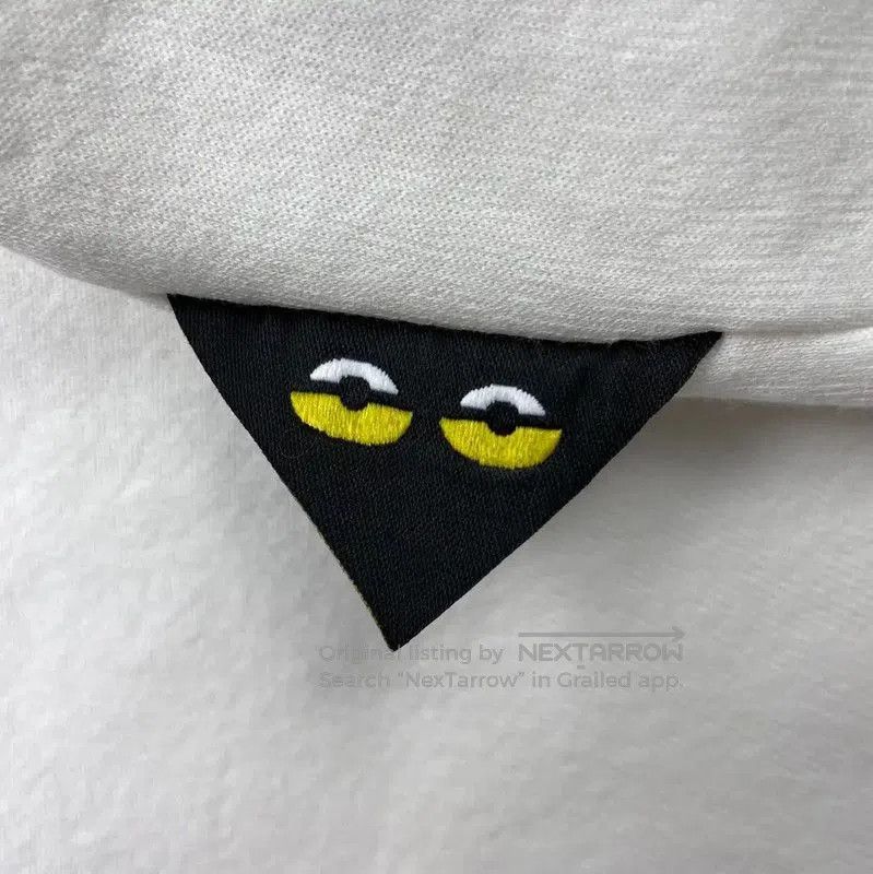Fendi Fendi Women's White Nylon Sweatshirt with Unique Detail . Size M / US 6-8 / IT 42-44 - 4 Thumbnail