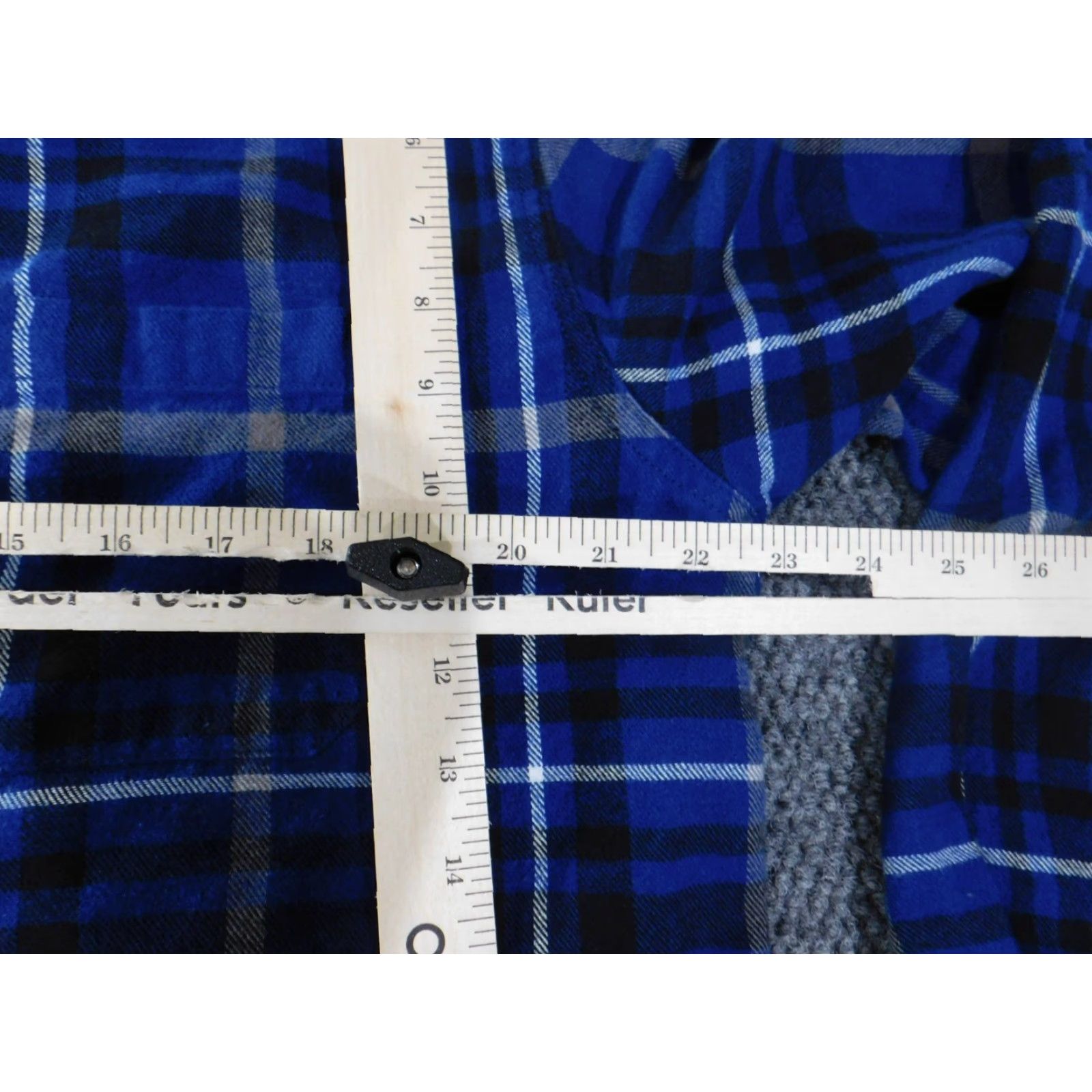 Vintage VINTAGE Woolrich Flannel Shirt Large Blue Mens Y2K Retro Button Up Outdoor Size US L / EU 52-54 / 3 - 6 Thumbnail