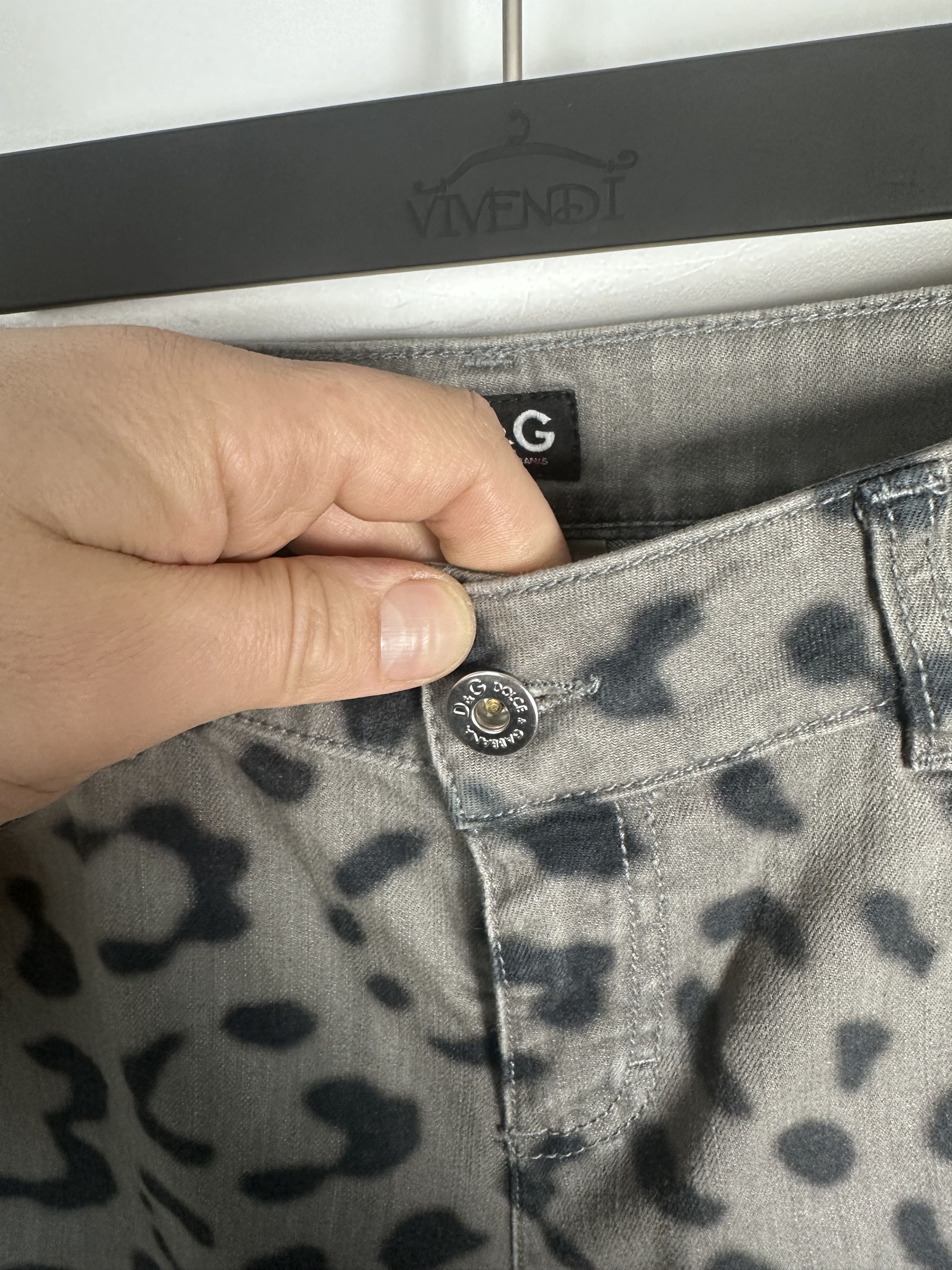 Dolce & Gabbana × Grailed Dolce Gabbana Leopard Jeans Women Size 29 Gray Size 29" - 7 Thumbnail