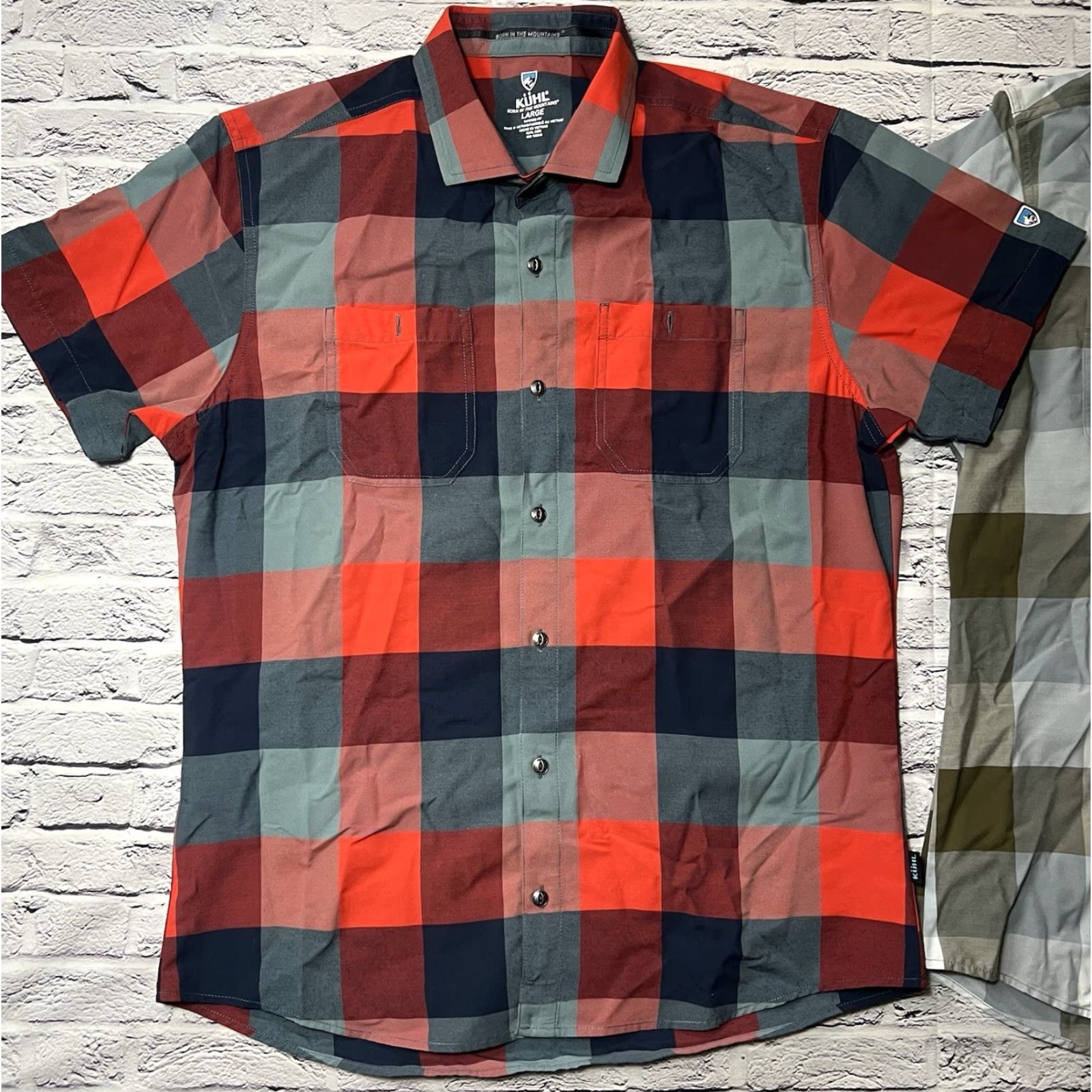 Vintage Kuhl Shirt Mens Blue Plaid Tapered Short Sleeve Button Up M/L Read Size US L / EU 52-54 / 3 - 2 Thumbnail