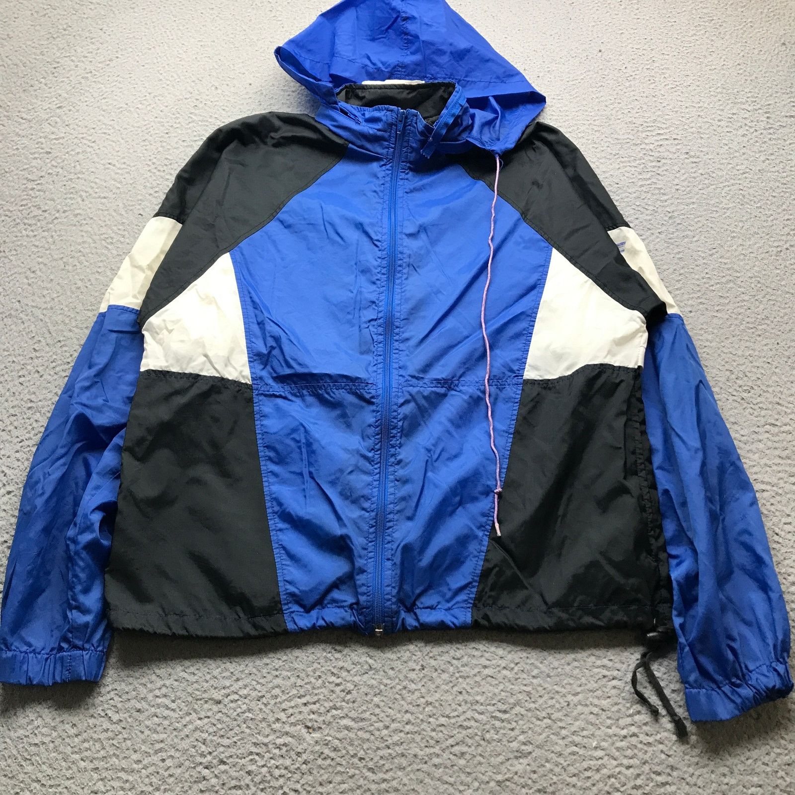 Nike Vintage 90s Nike Windbreaker Jacket Hooded Mens Large Black Size US L / EU 52-54 / 3 - 1 Thumbnail