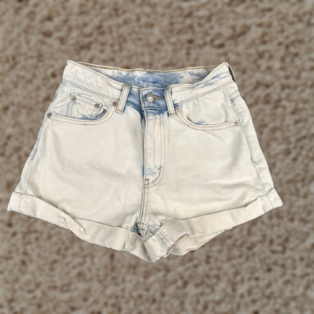 Levi's VINTAGE Levis Shorts Women Blue Acid Wash Cut Off Rolled Hem Mid Rise 24x2 80s Cross Mens? Size 42" / US 20 - 1 Thumbnail