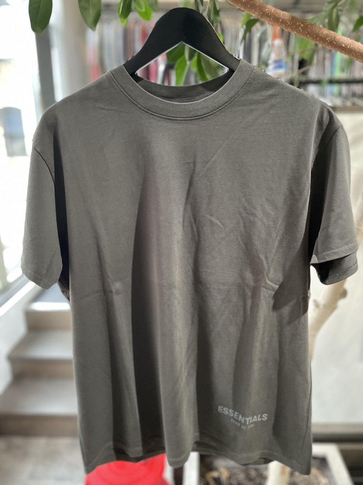 Fear of God Fear Of God Essentials Ss19 Mini Logo 3M Size US XS / EU 42 / 0 - 1 Thumbnail
