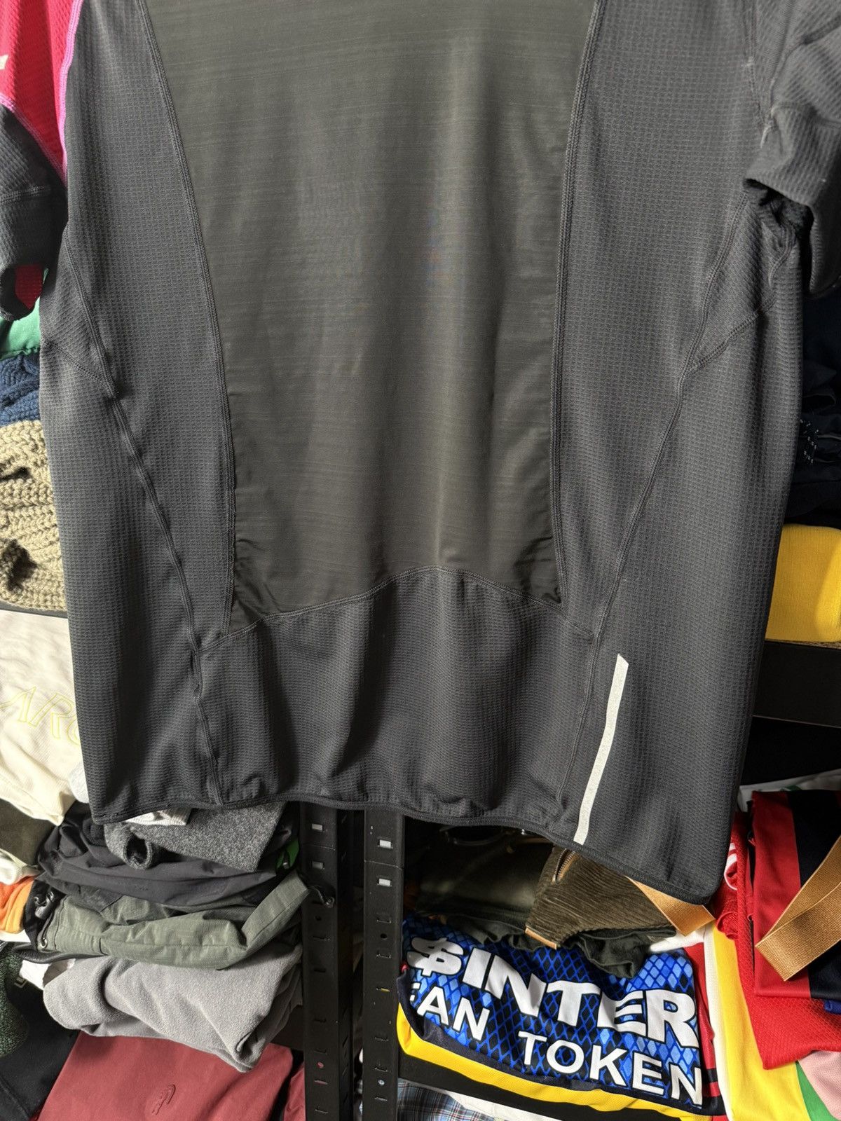 Nike Vintage Nike FitDry Running Shirt Half Zip Reflective Top Size US L / EU 52-54 / 3 - 16 Thumbnail