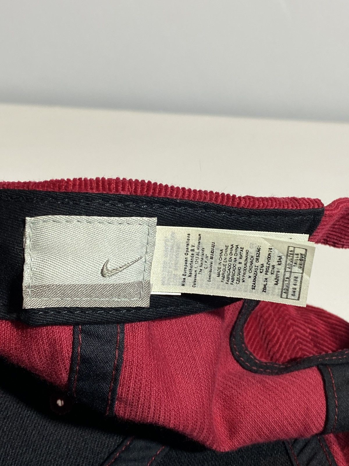 Nike Vintage Nike Gold Metal Swoosh streetwear corduroy cap Size ONE SIZE - 9 Thumbnail