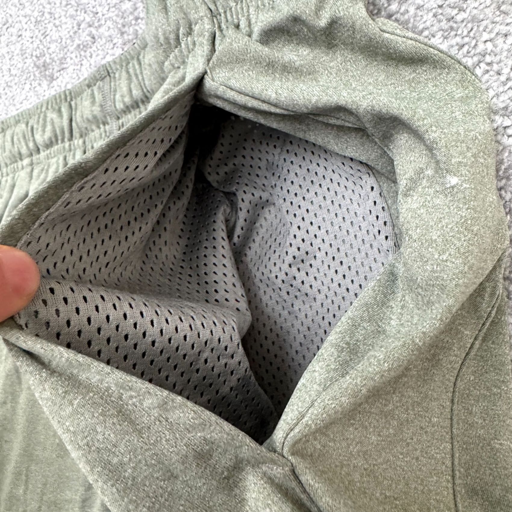 Nike Nike Dri-Fit Training Shorts Mens Medium Heather Green Elastic Waist Activewear Size US 31 - 5 Thumbnail