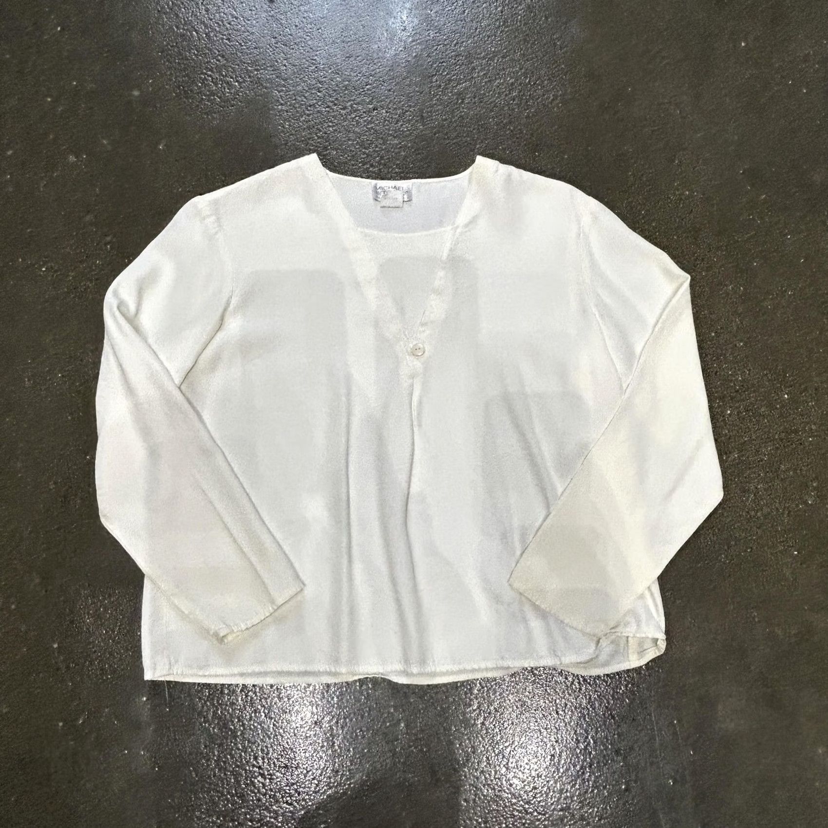 Vintage Michael Bernard Blouse Womens Medium White V Neck Long Sleeve Top Made In USA Size M / US 6-8 / IT 42-44 - 2 Thumbnail