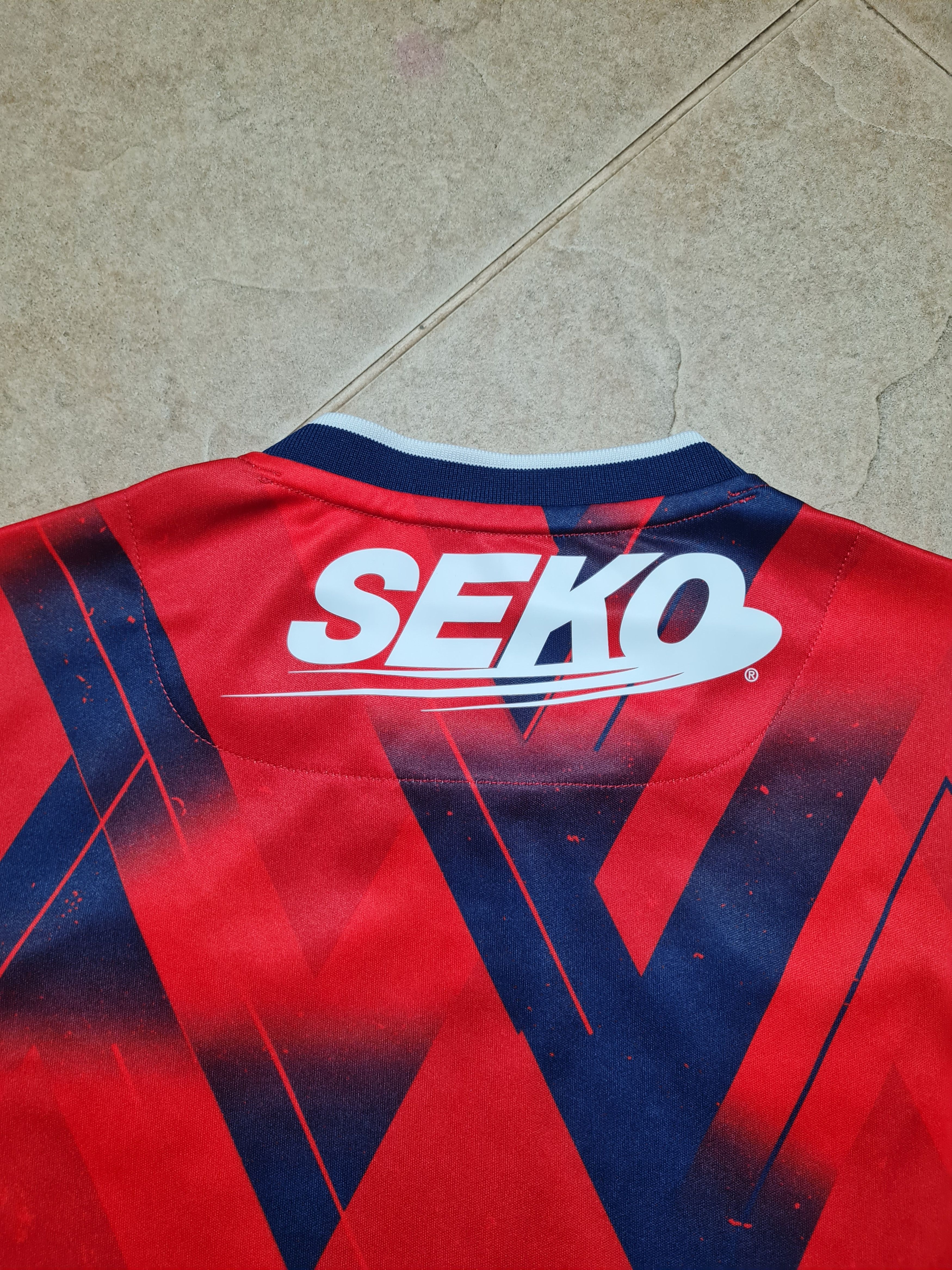Castore Castore Glasgow Rangers Men's Fourth Shirt 2023/2024 Size US S / EU 44-46 / 1 - 16 Thumbnail