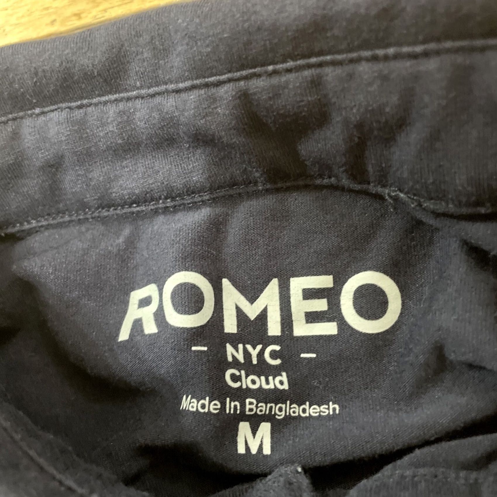Vintage ROMEO NYC Polo Shirt Mens M Blue Jersey Stretch Modal Cotton Performance Blend Short Sleeve Button Collared Classic Preppy Sports Mens Size US M / EU 48-50 / 2 - 4 Thumbnail
