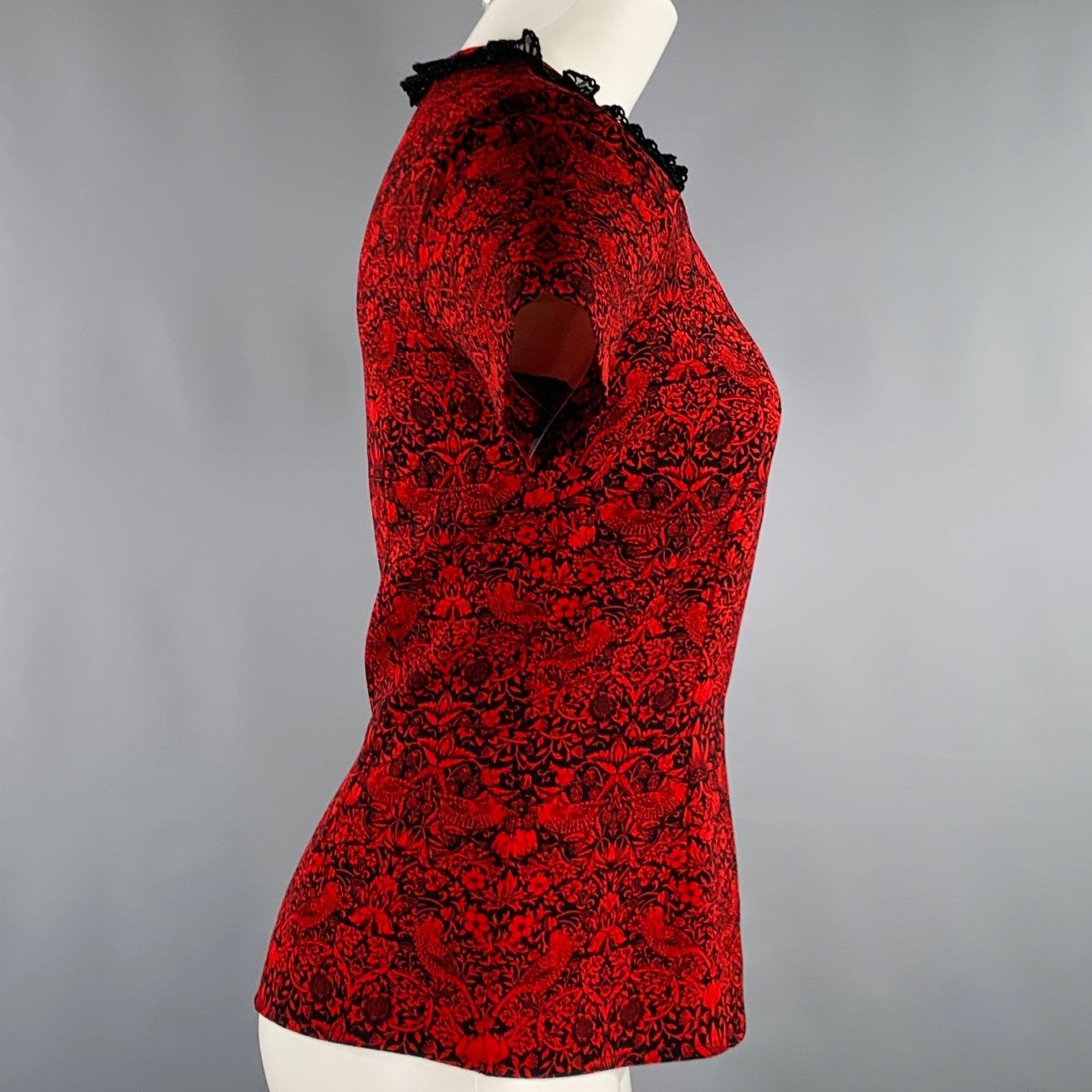 Marc by Marc Jacobs Size XS Red Black Polyester Blend Short Sleeve Blouse Size XS / US 0-2 / IT 36-38 - 4 Thumbnail