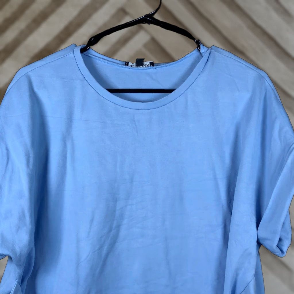 Express Express Blouse Blue Short Sleeve Cuffed Belted Stretch Small Women Shirt Casual Workwear Size S / US 4 / IT 40 - 1 Thumbnail
