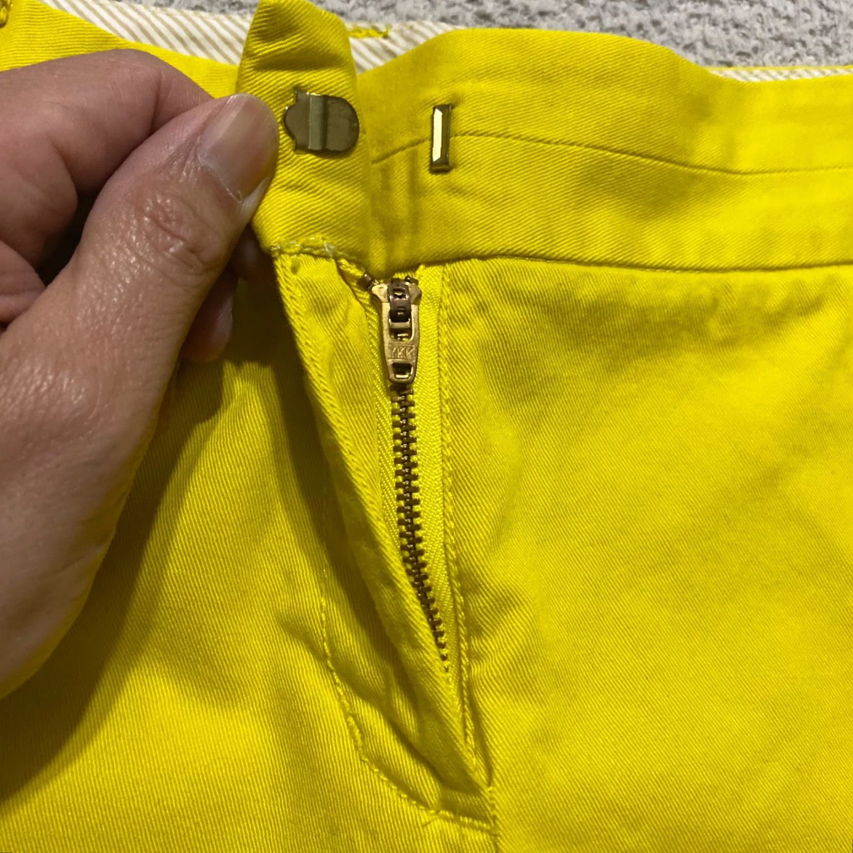 J.Crew J.CREW Shorts 4 Yellow Chino Inseam 9" Mid Rise Casual Outdoor Walking Womens Regular XS? Size 27" / US 4 / IT 40 - 7 Thumbnail