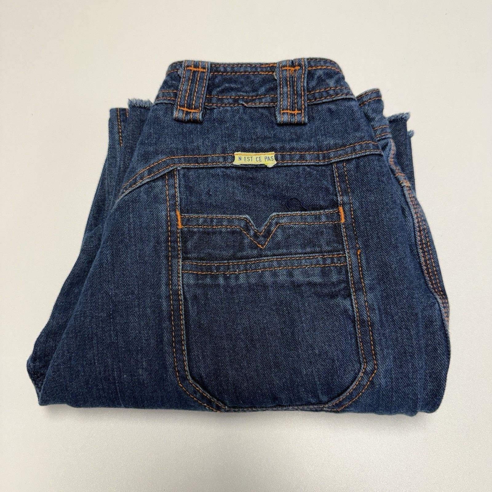Vintage Vintage N'est Ce Pas Jeans Womens SIze 11/12 Blue Cropped In Size 34" / US 12 / IT 48 - 1 Thumbnail