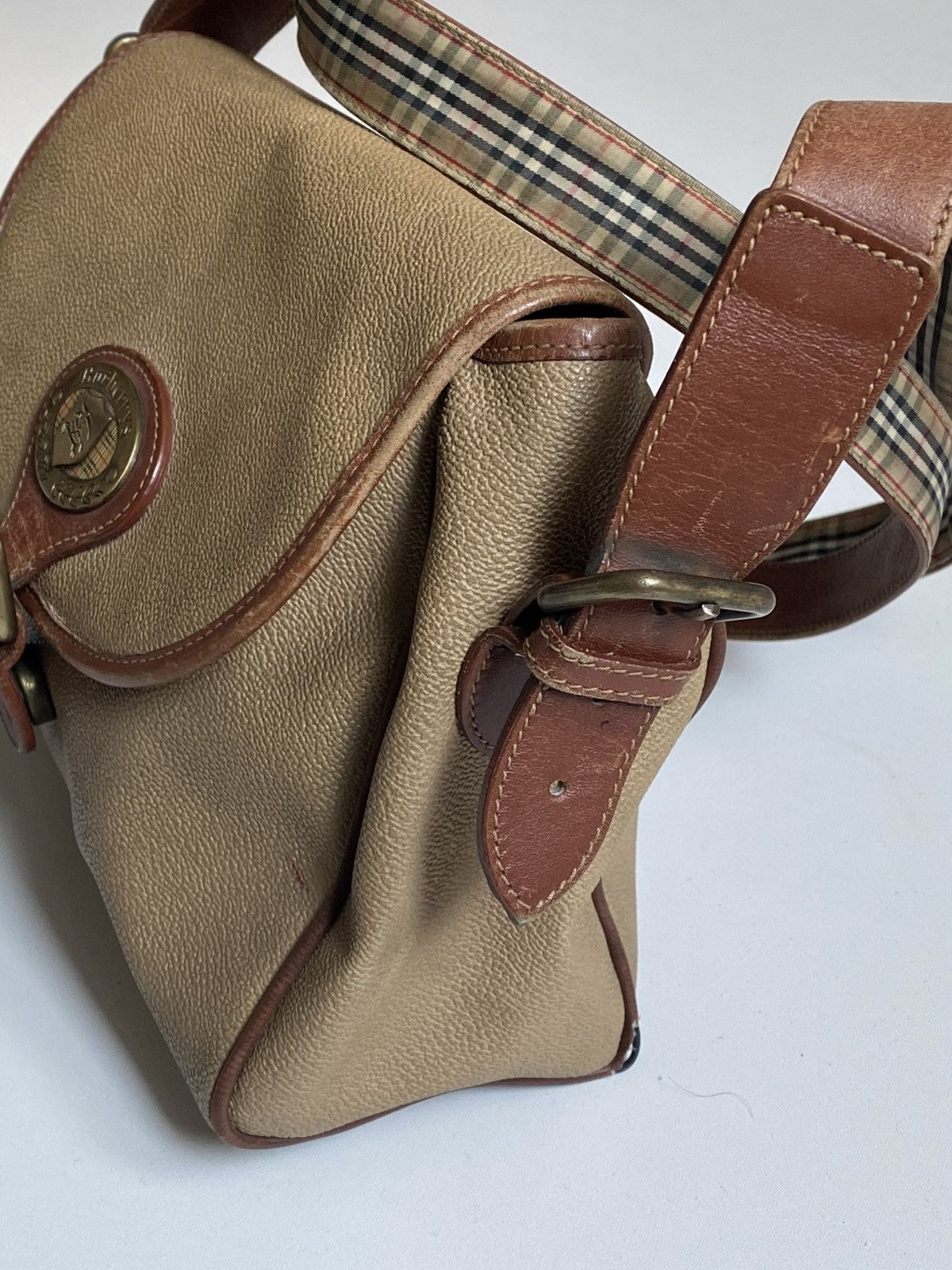 Burberry Burberrys Nova Check Vintage Leather Shoulder Bag Gold Beige Size ONE SIZE - 6 Thumbnail
