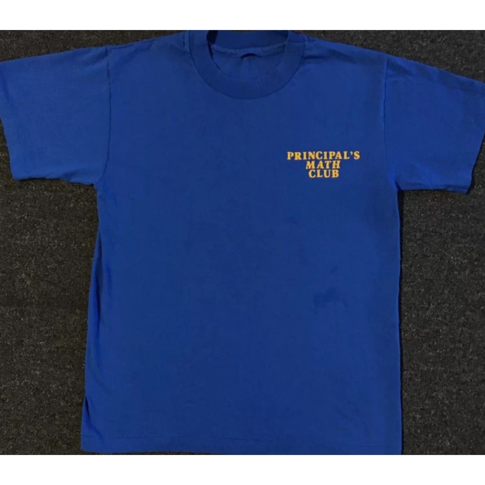 Vintage VINTAGE 90s Lowell School Principals Math Club Faded T-Shirt XS Blue Tigers Track PE Grunge Single Stitch Men Shirt Size US XS / EU 42 / 0 - 2 Thumbnail