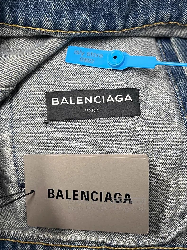 Balenciaga Balenciaga Distressed Collar Coke Denim Jacket Size US S / EU 44-46 / 1 - 5 Thumbnail