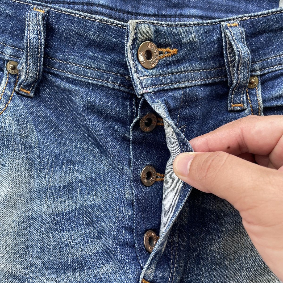 Diesel Vintage Diesel Industry Distressed Jeans Denim Faded Pants Size US 32 / EU 48 - 7 Thumbnail
