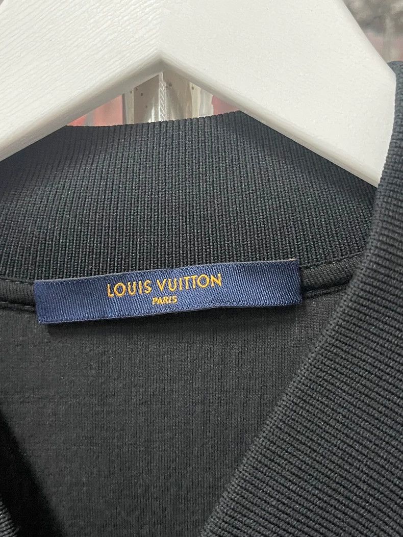 Louis Vuitton Louis Vuitton Chain-zip jacket Size US L / EU 52-54 / 3 - 6 Thumbnail