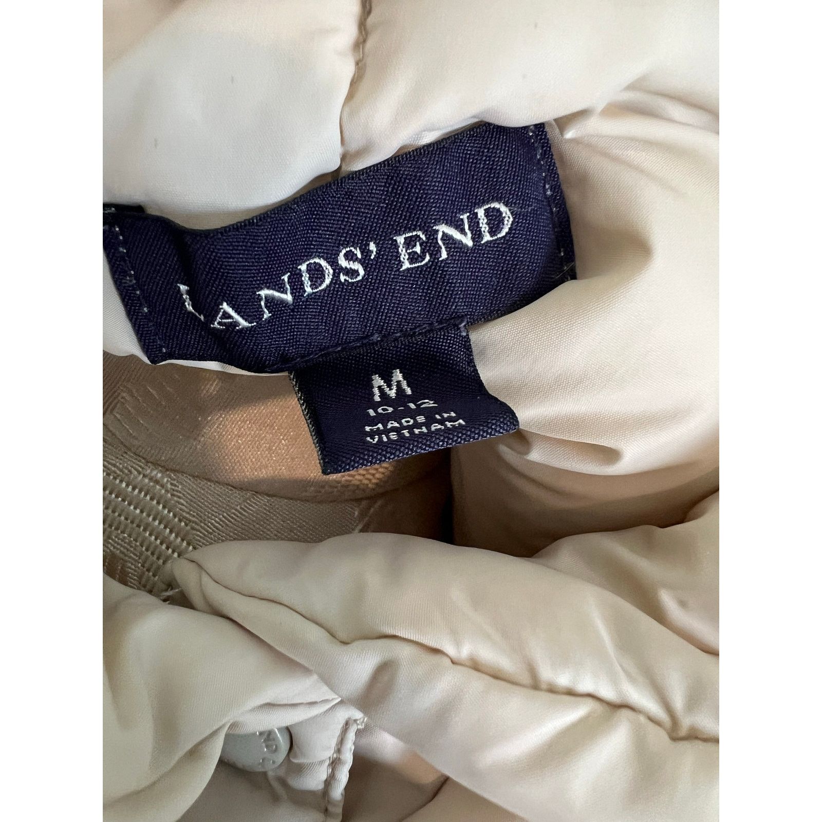 Lands' End Lands’ End Full Button Sleeveless Puffer Vest Medium Size M / US 6-8 / IT 42-44 - 4 Thumbnail
