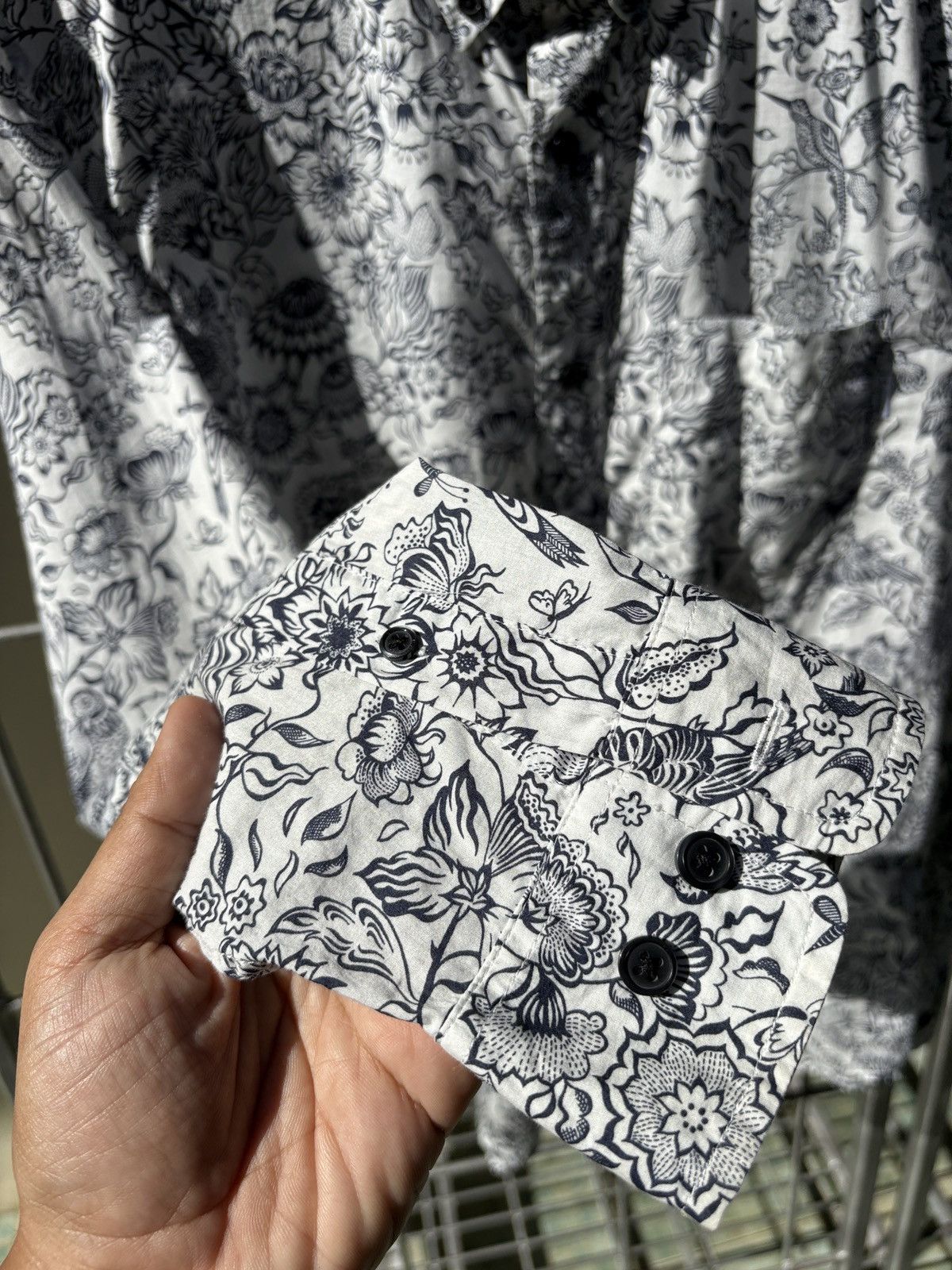 Supreme Supreme printed white shirt Size US S / EU 44-46 / 1 - 8 Thumbnail