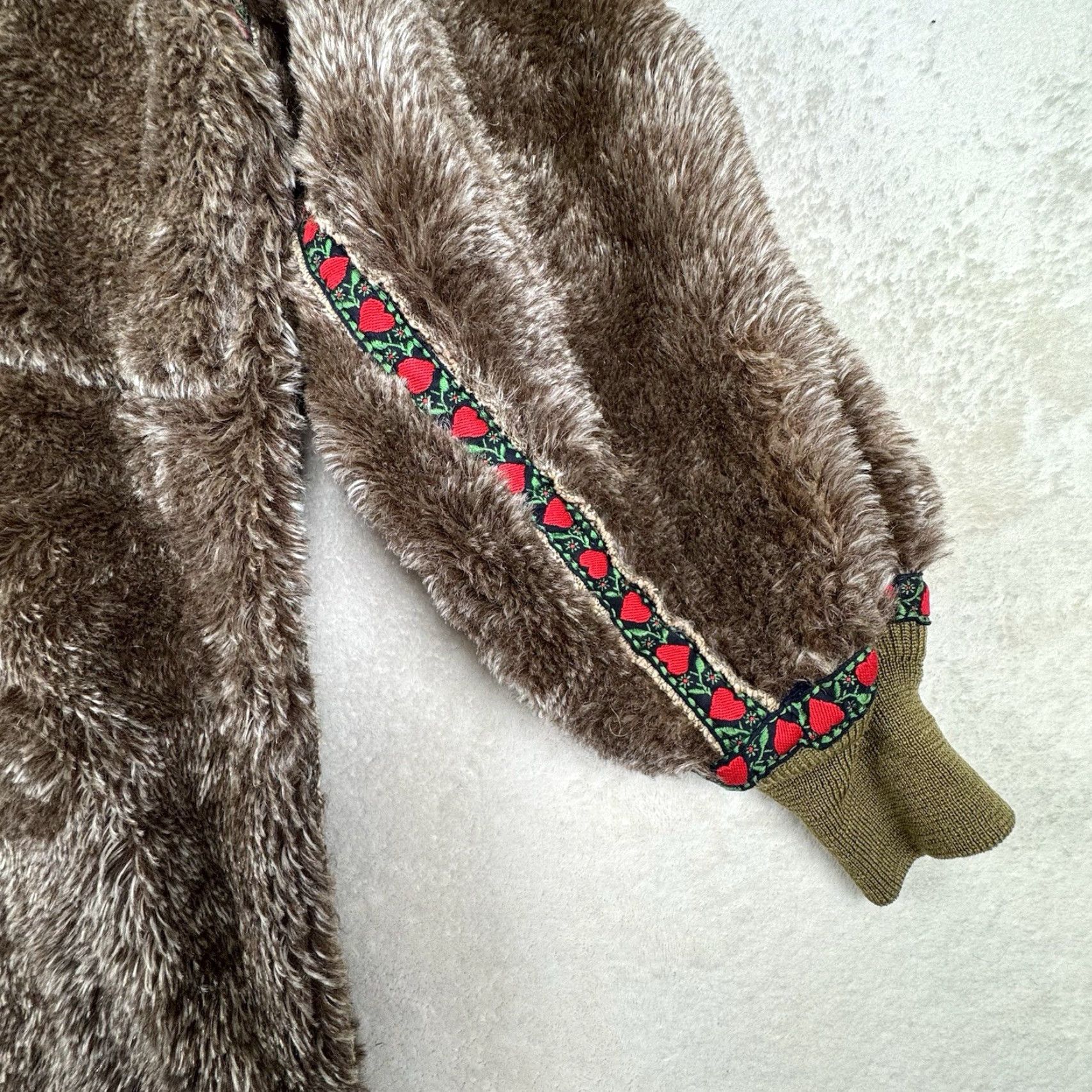 Folk VINTAGE 1960s Boho European Folk Style Faux Fur Coat Jacket S/M Brown Heart Trim Women's Size S / US 4 / IT 40 - 3 Thumbnail