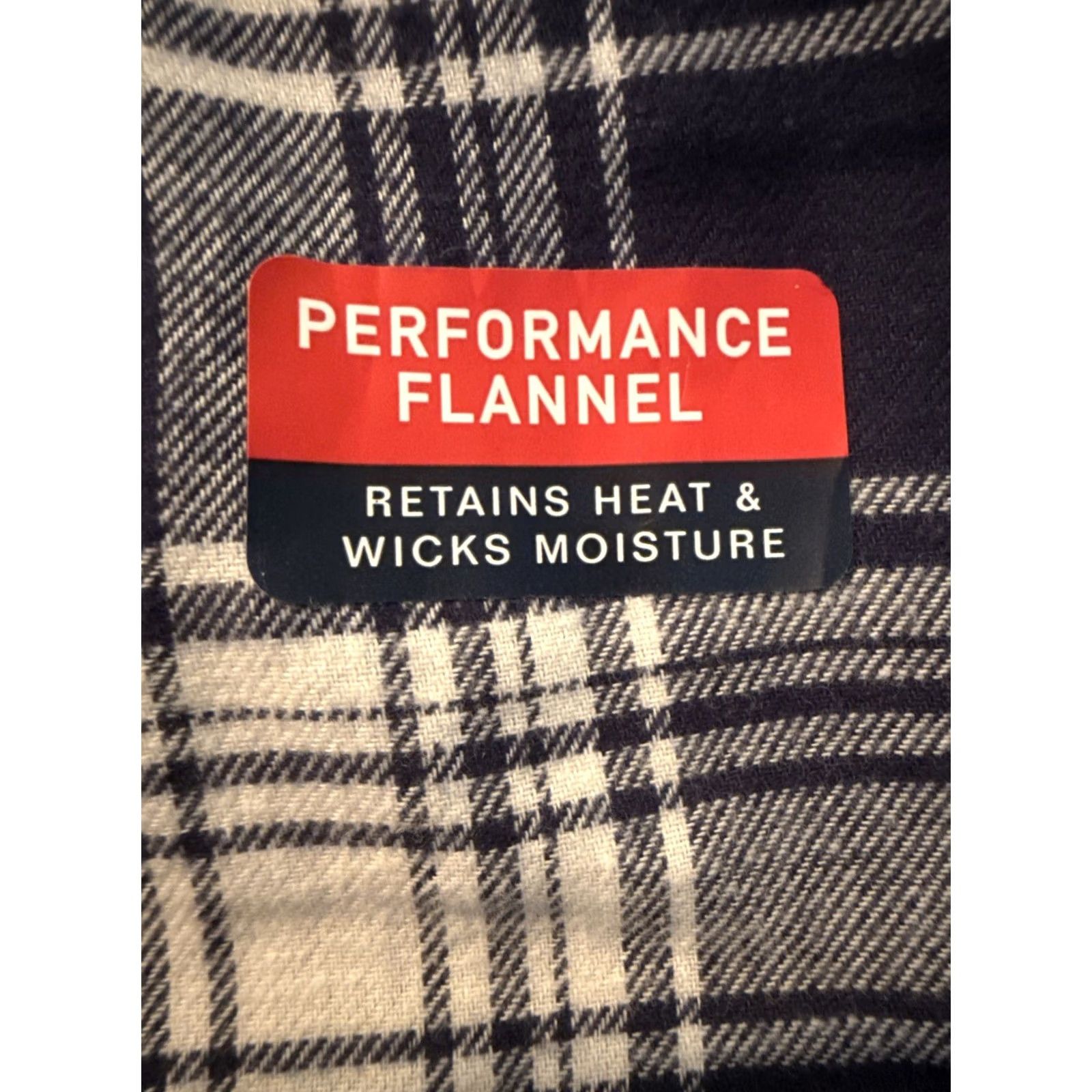 Chaps Chaps Performance Flannel Shirt Men’s M Navy Blue Plaid Button-Up NWT Size US M / EU 48-50 / 2 - 6 Thumbnail