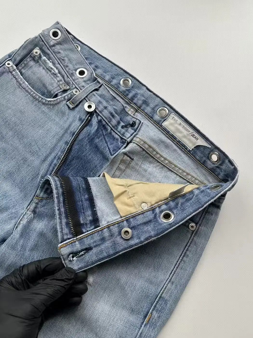 Rag & Bone Rag&Bone Distressed Jeans (376) Size 27" / US 4 / IT 40 - 4 Thumbnail