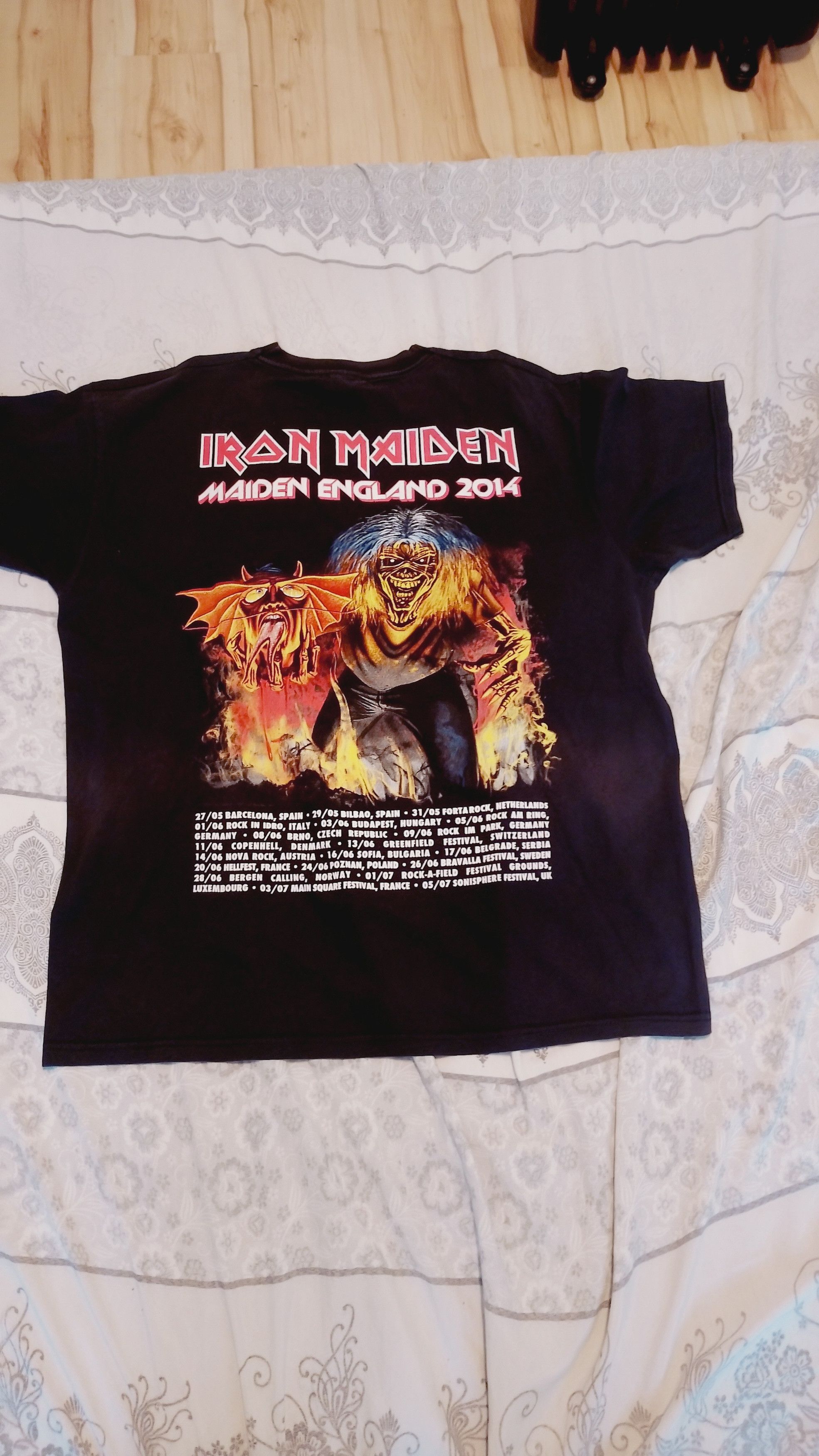 Fruit Of The Loom Iron maiden 2014 tour t shirt Size US XL / EU 56 / 4 - 2 Thumbnail