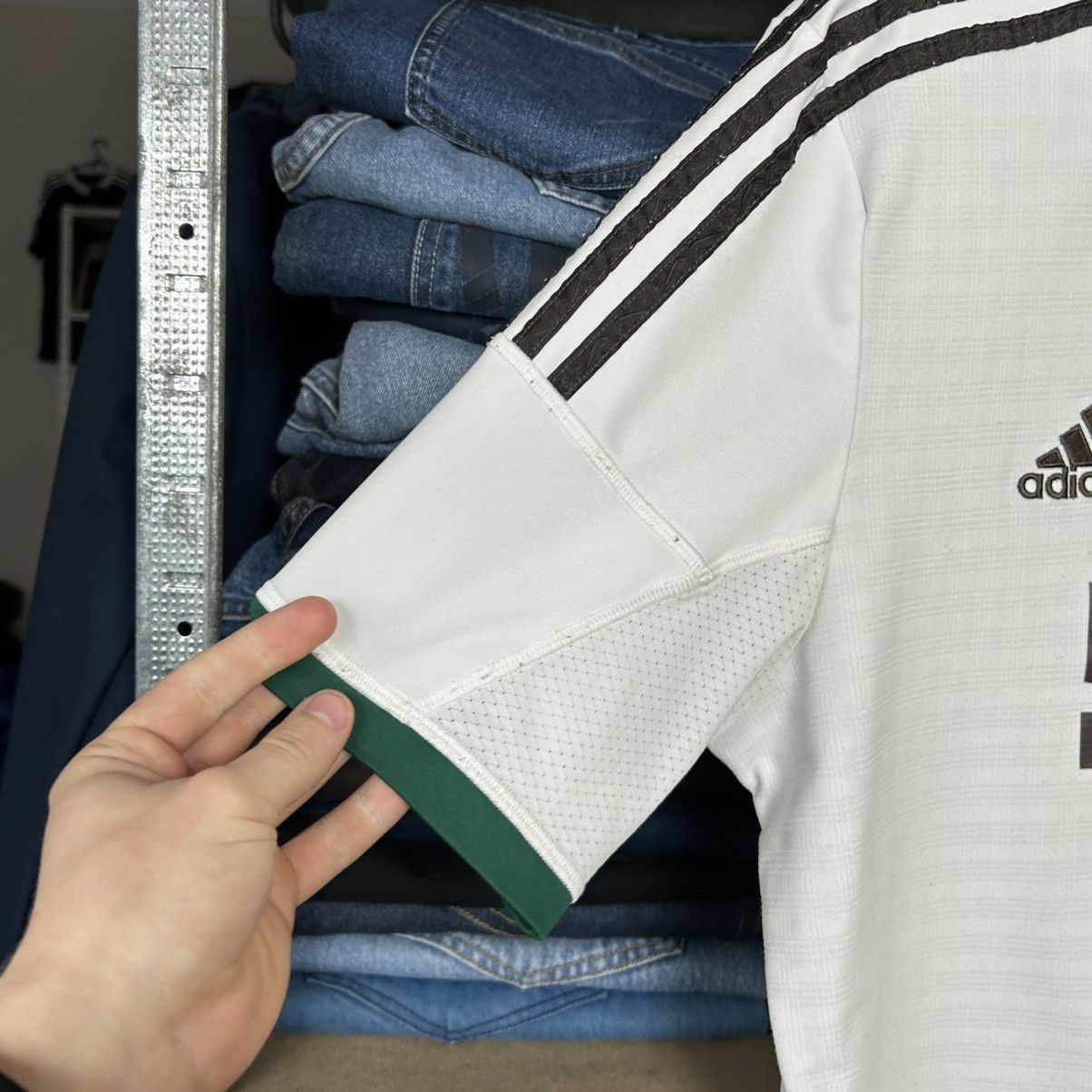 Adidas Vintage Adidas FC Bayern Munchen 2013 Home soccer jersey Size US L / EU 52-54 / 3 - 9 Thumbnail