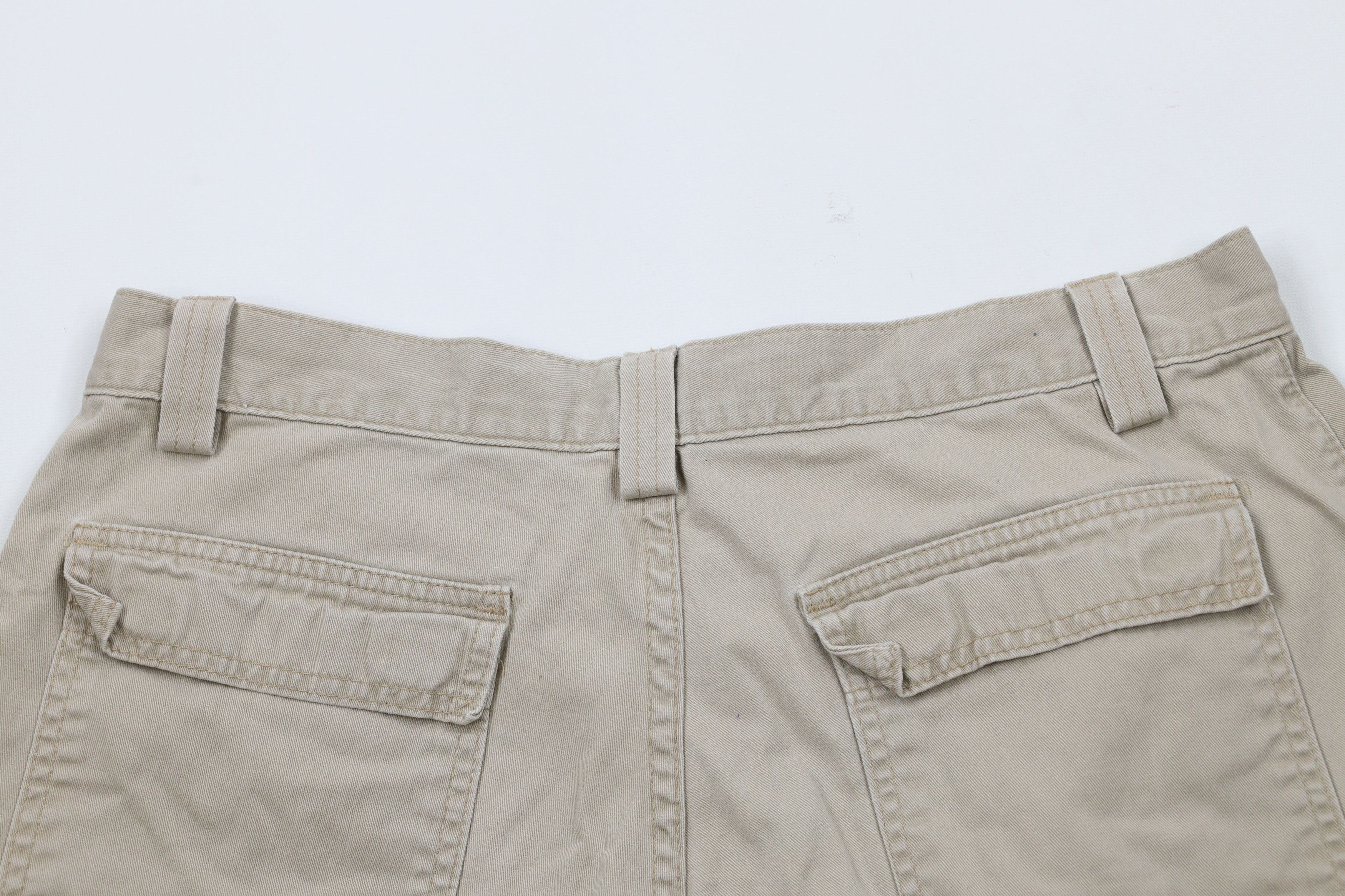 Levi's × Vintage Vintage 90s Levis Silvertab Loose Fit Cargo Shorts Beige Size US 33 - 11 Thumbnail