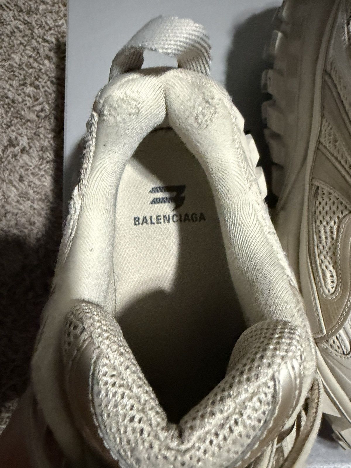 Balenciaga Balenciaga defender size41 used 4 times Size US 9.5 / EU 42-43 - 5 Thumbnail