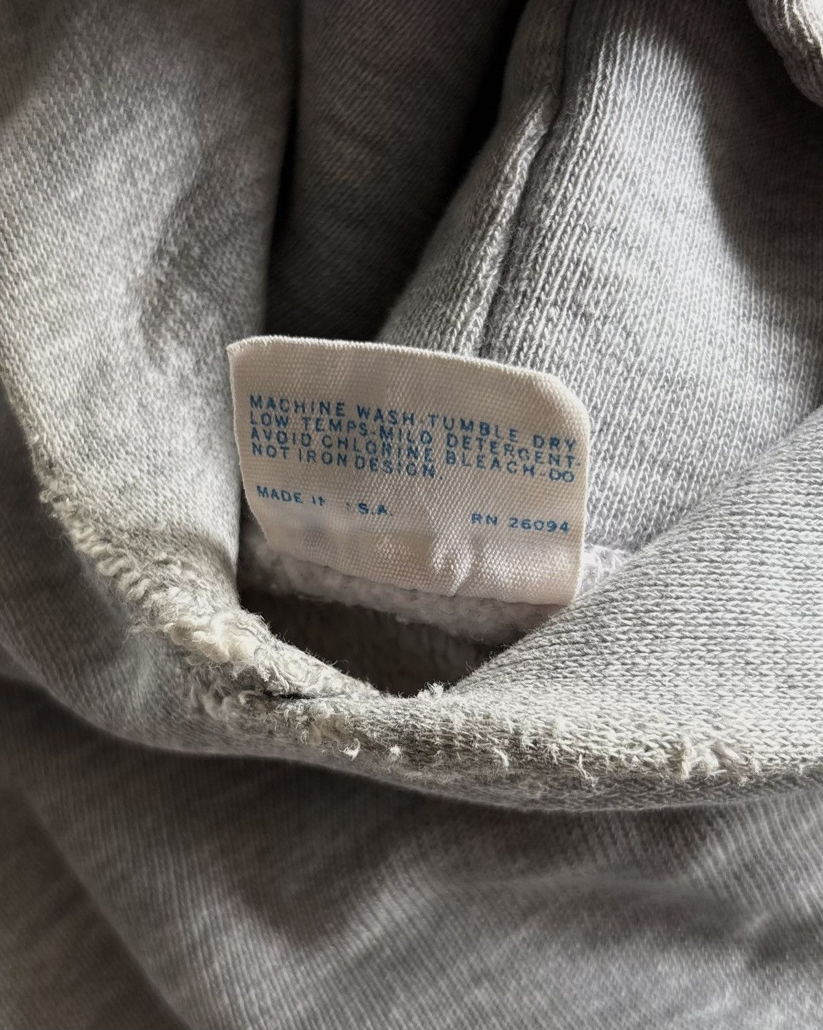 Champion 70s Champions Reverse Weave Distressed Grey Hoodie Size US M / EU 48-50 / 2 - 5 Thumbnail