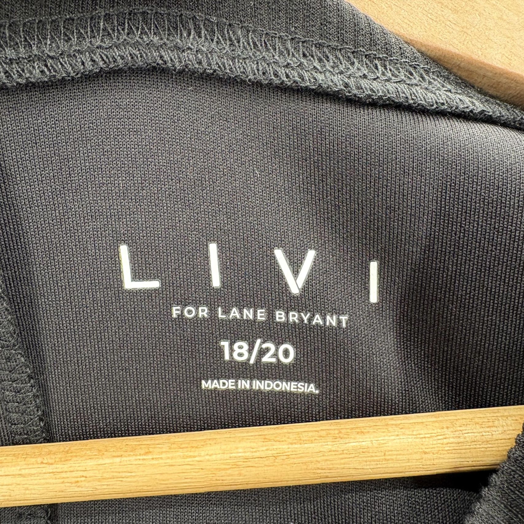 Vintage LIVI For Lane Bryant Shirt Womens 18/20 Black Plus Size Knit Tee Casual Pullover Size XXL / US 16-18 / IT 52-54 - 4 Thumbnail