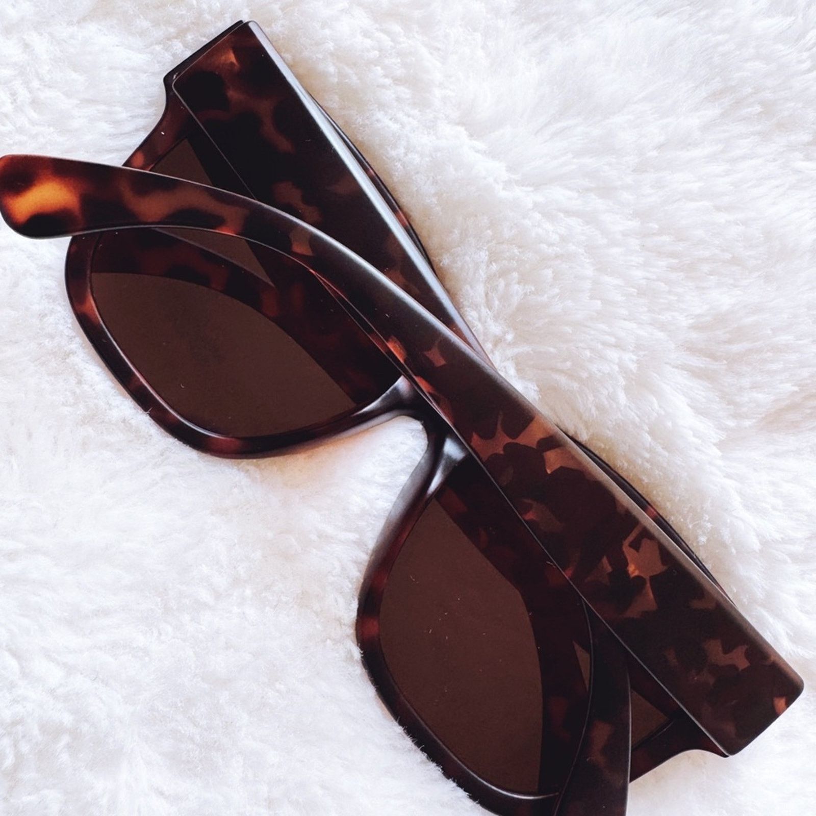 Other Julia Dark Tortoise Brown Square Sunglasses Size ONE SIZE - 11 Thumbnail