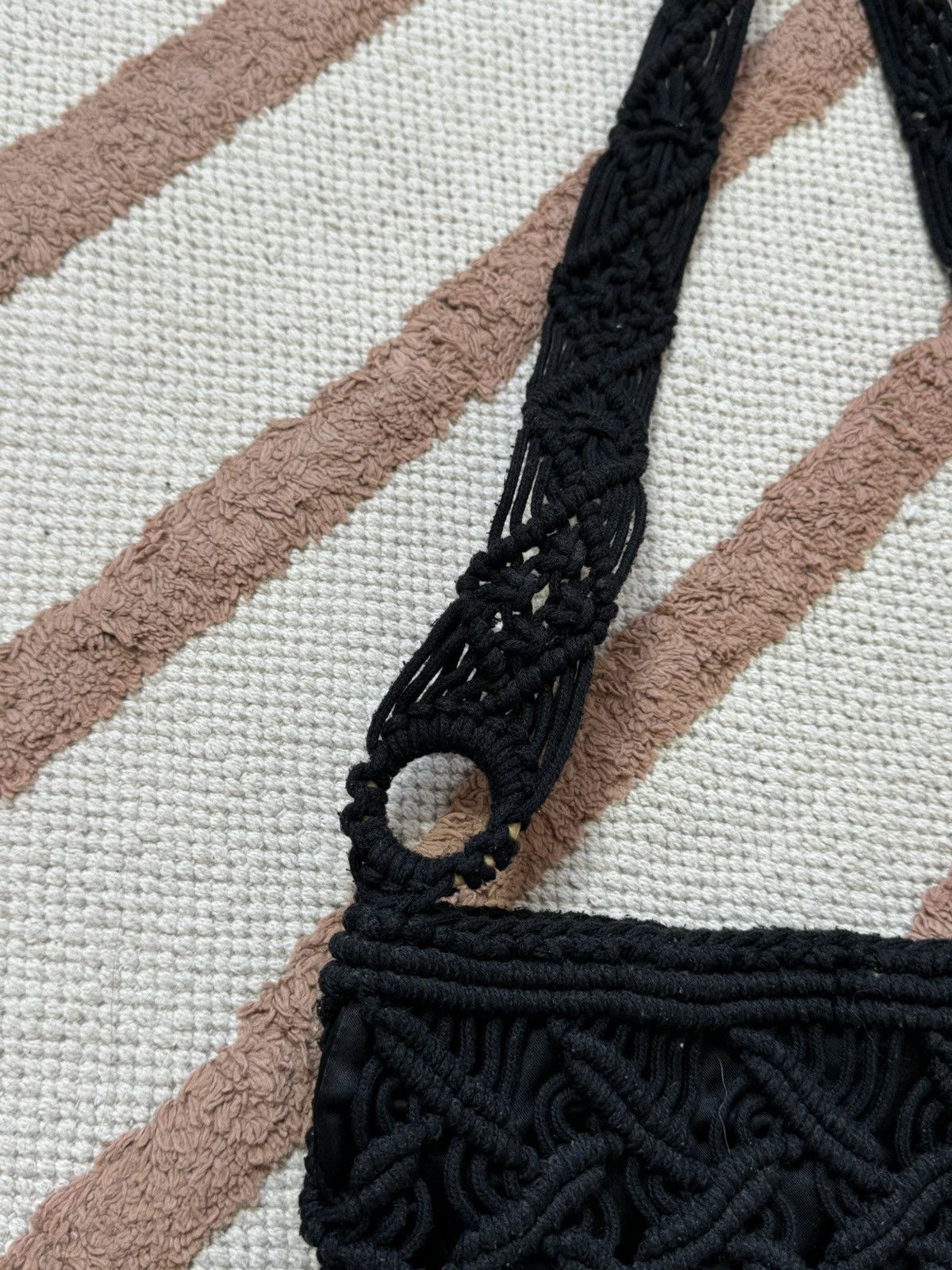 Gianfranco Ferre VINTAGE FERRE KNITTED BONDAGE SHOULDER BAG Size ONE SIZE - 2 Thumbnail
