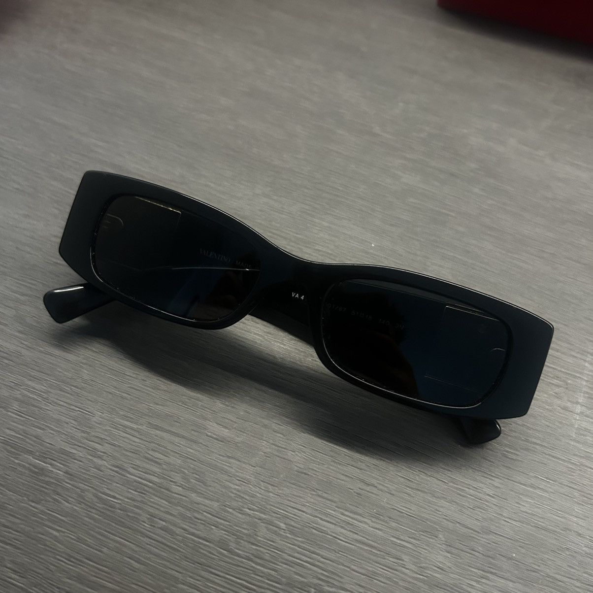 Valentino Valentino Sunglasses Size ONE SIZE - 1 Thumbnail