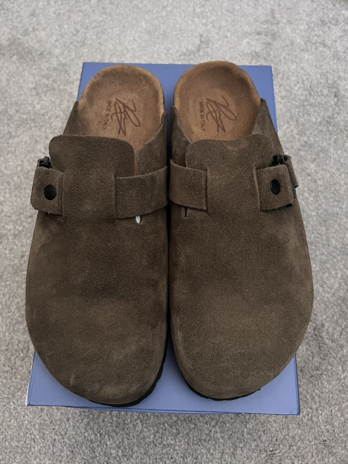 Richie Le Collection Richie Le Collection x Collegium Cozy Clog Brown Size US 7.5 / EU 40-41 - 1 Thumbnail